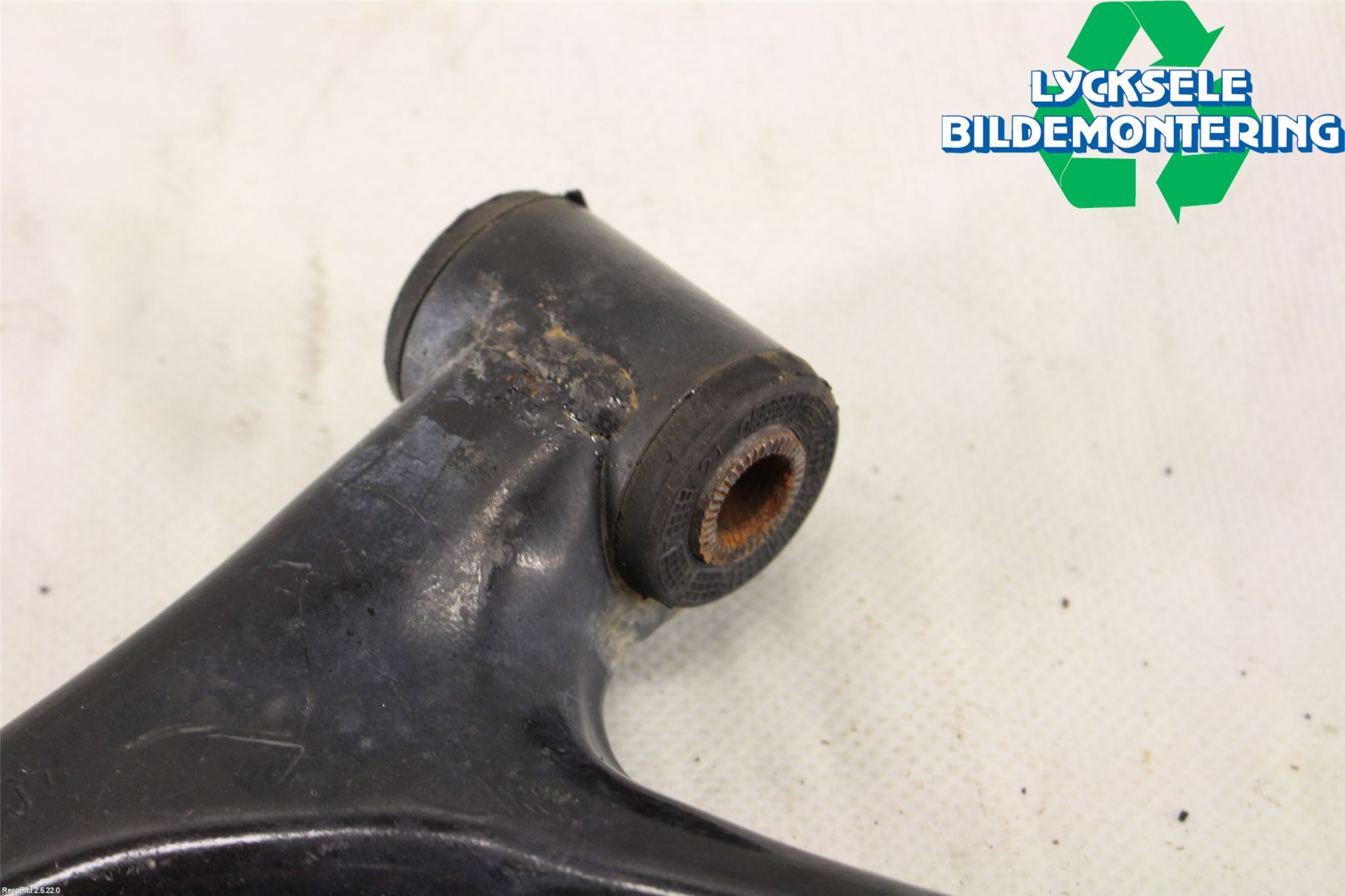 Toyota AYGO 06-14 Bärarm Fram Undre Vä