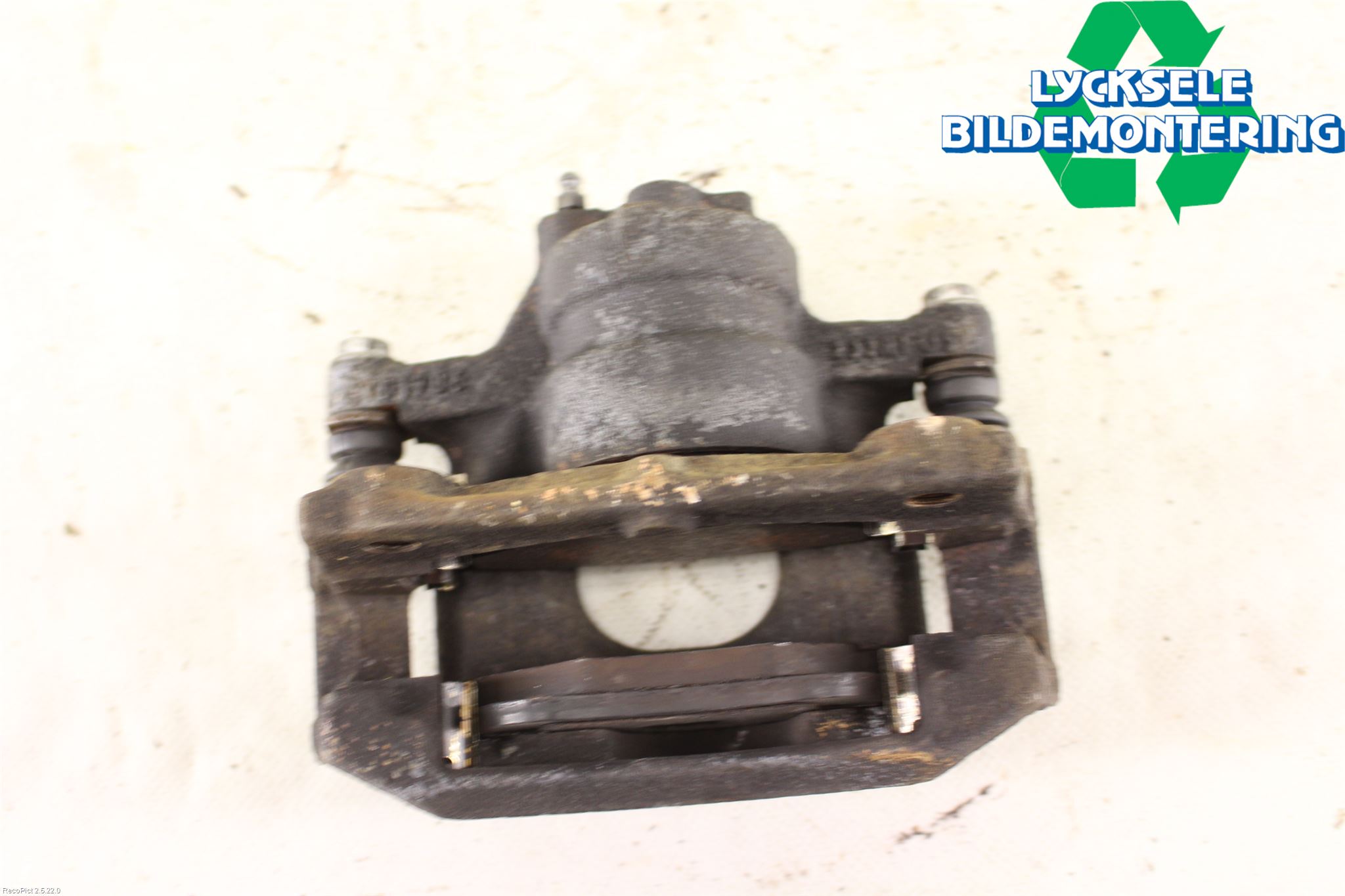 Toyota AYGO 06-14 Bromsok Fram Vänster