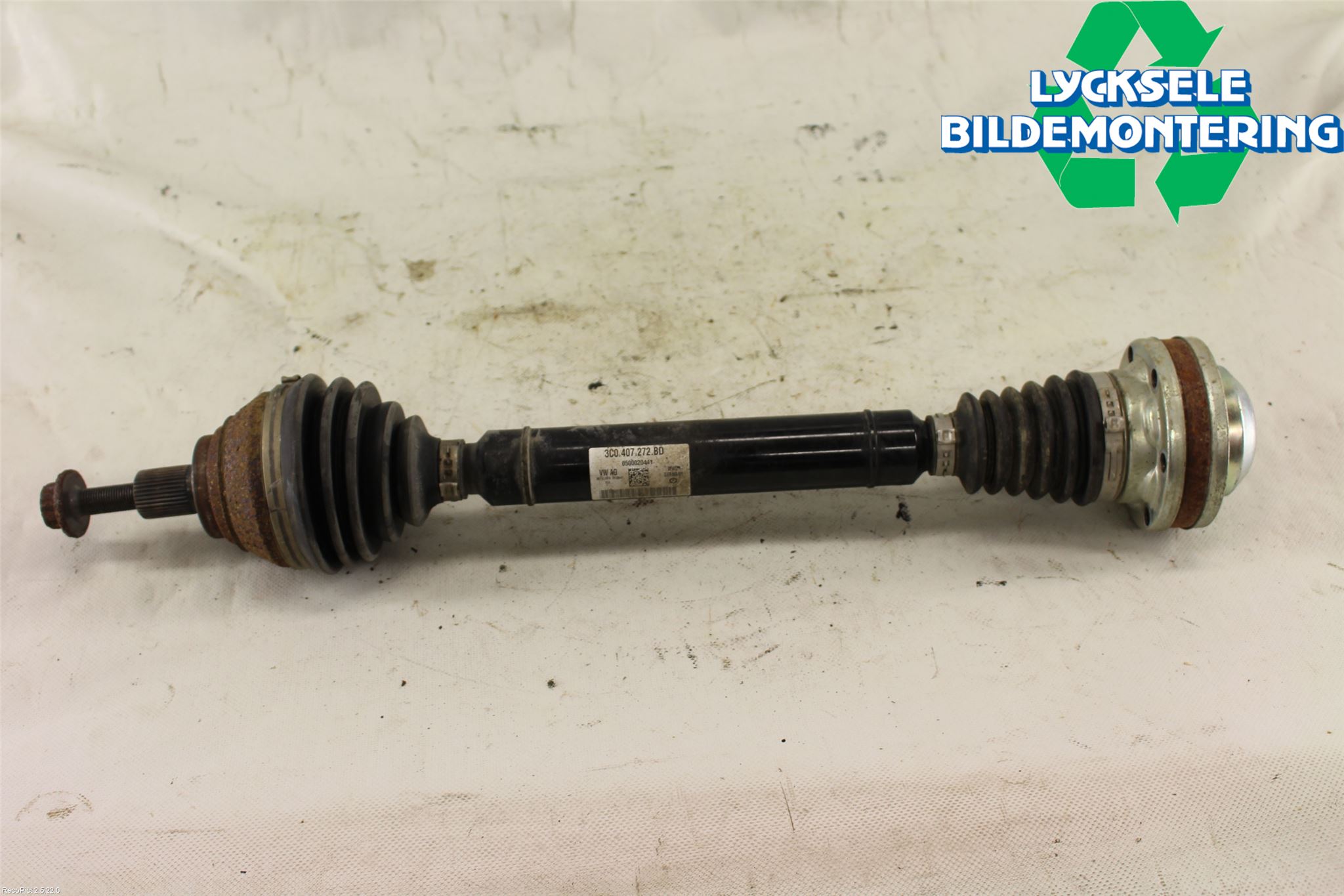 Skoda YETI Drivaxel Fram Höger