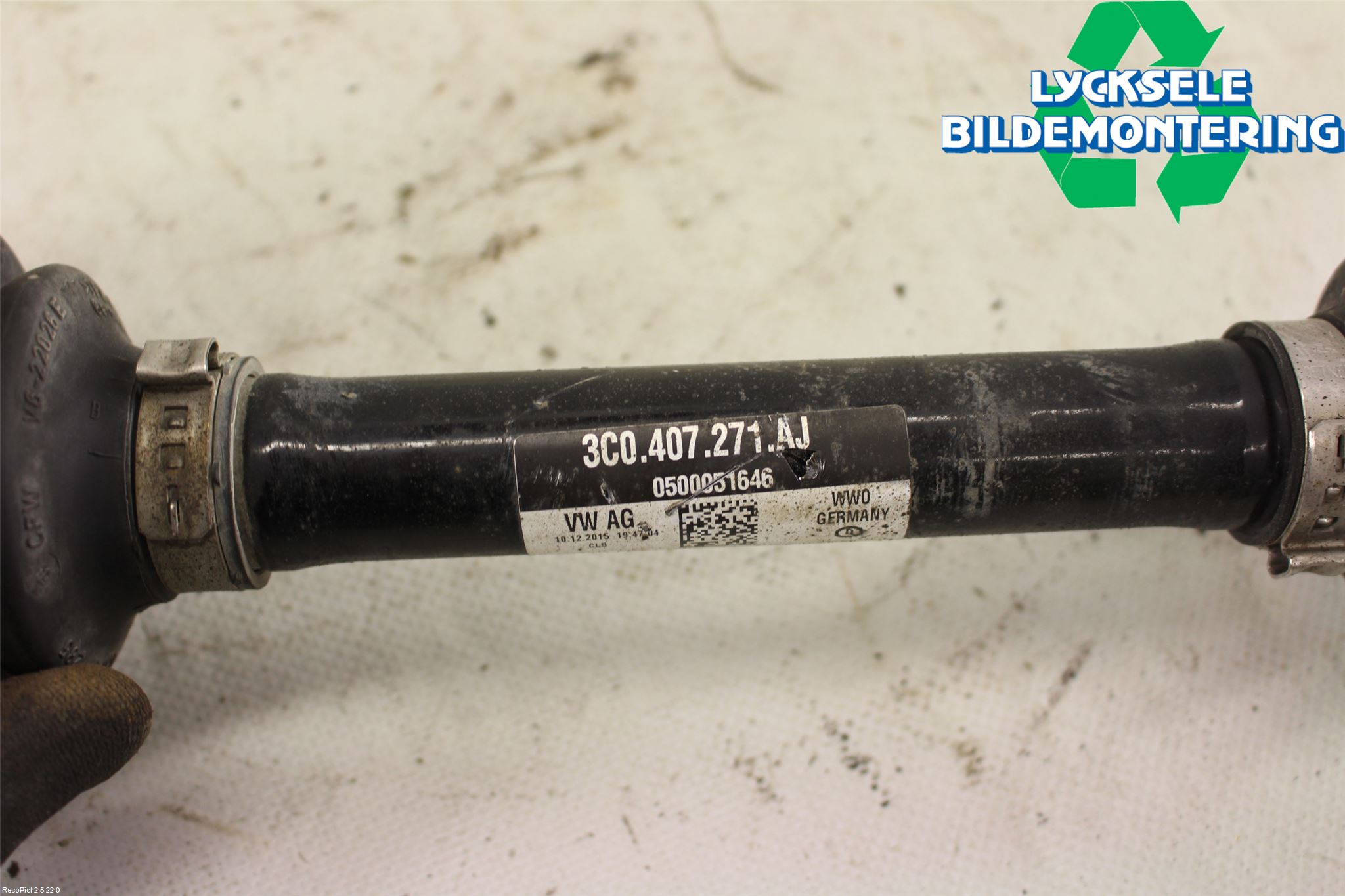 Skoda YETI Drivaxel Fram Vänster