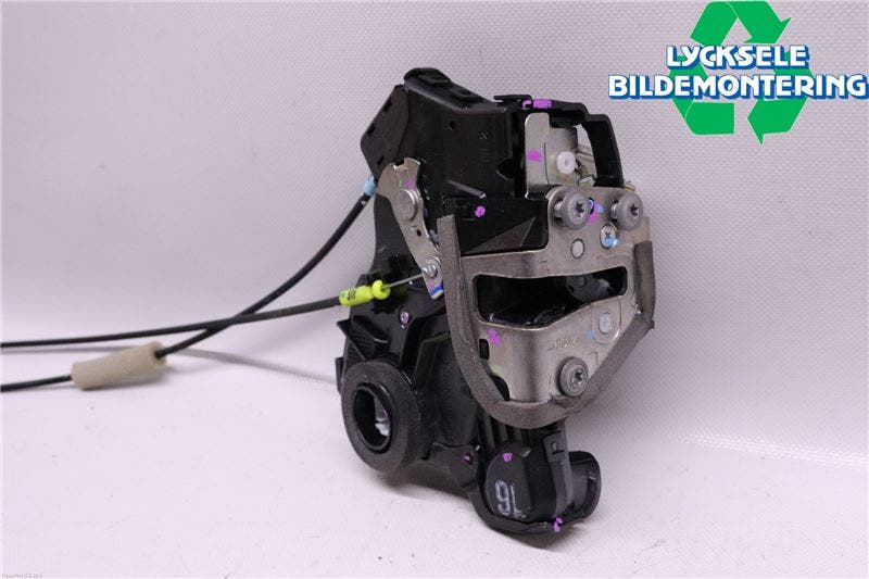 Toyota HILUX 05-16 Låskista-Dörrlås