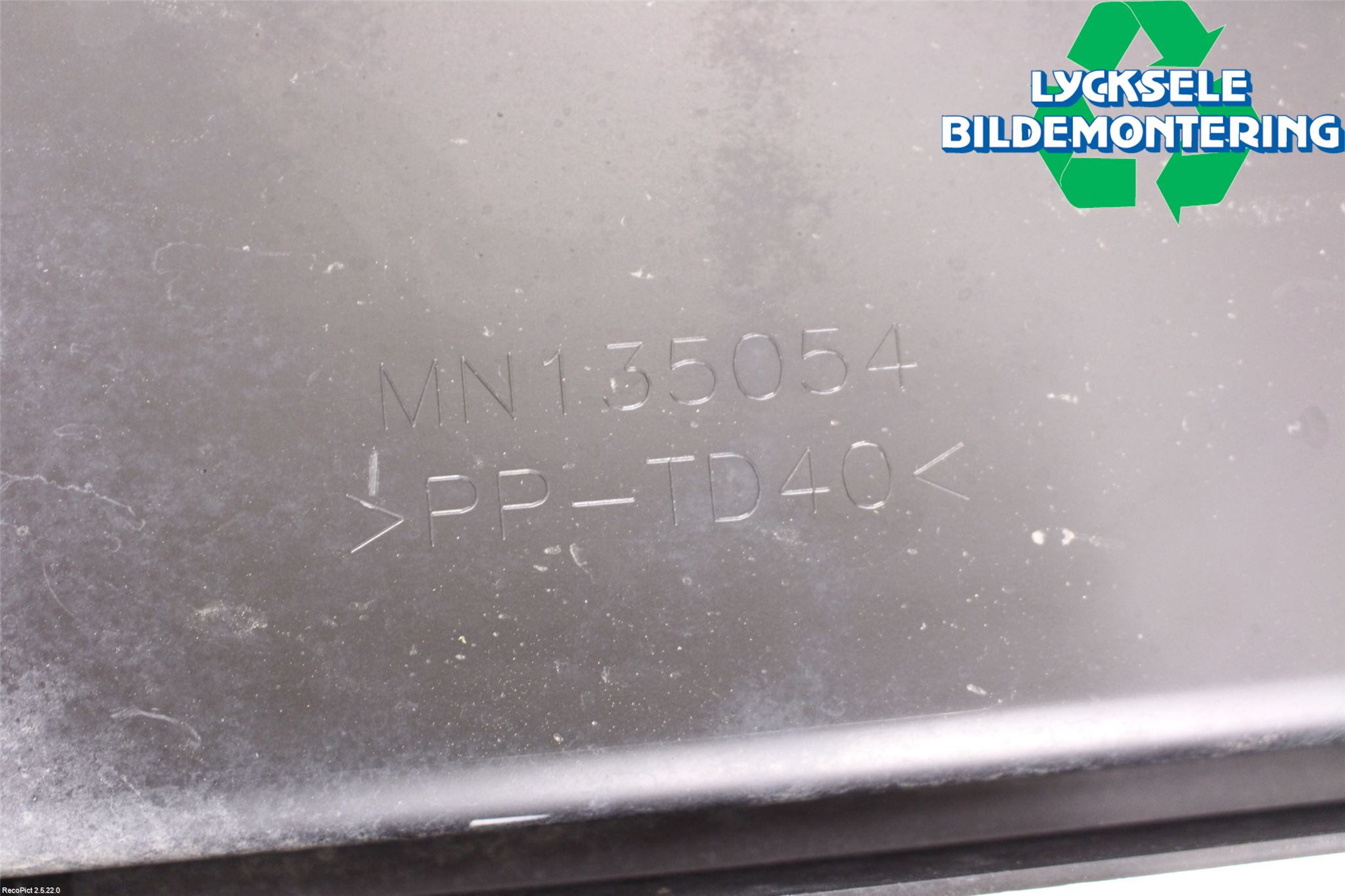 Mitsubishi L200 06-15 Kylfläktkåpa