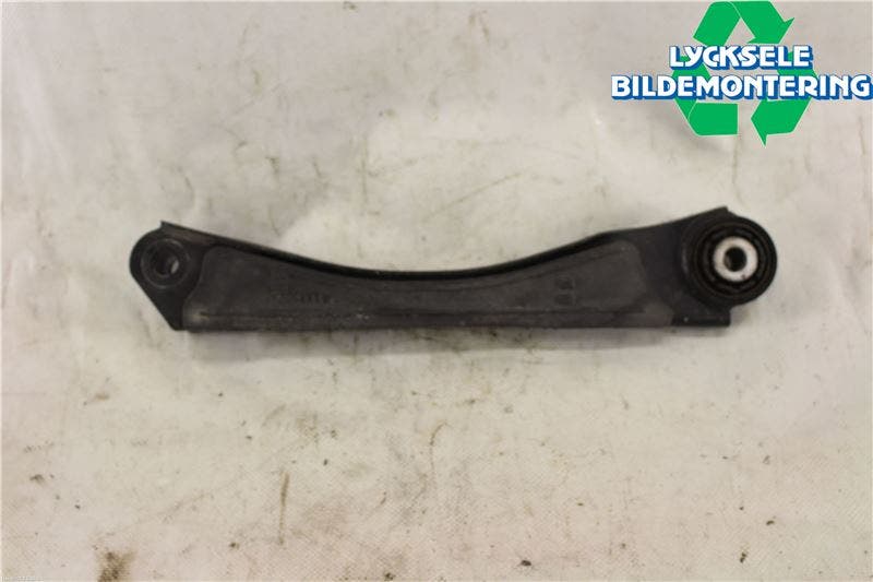 Kia OPTIMA 16-20 Bärarm Bak Höger