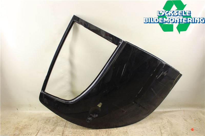 Mitsubishi L200 06-15 Dörr Bak Höger