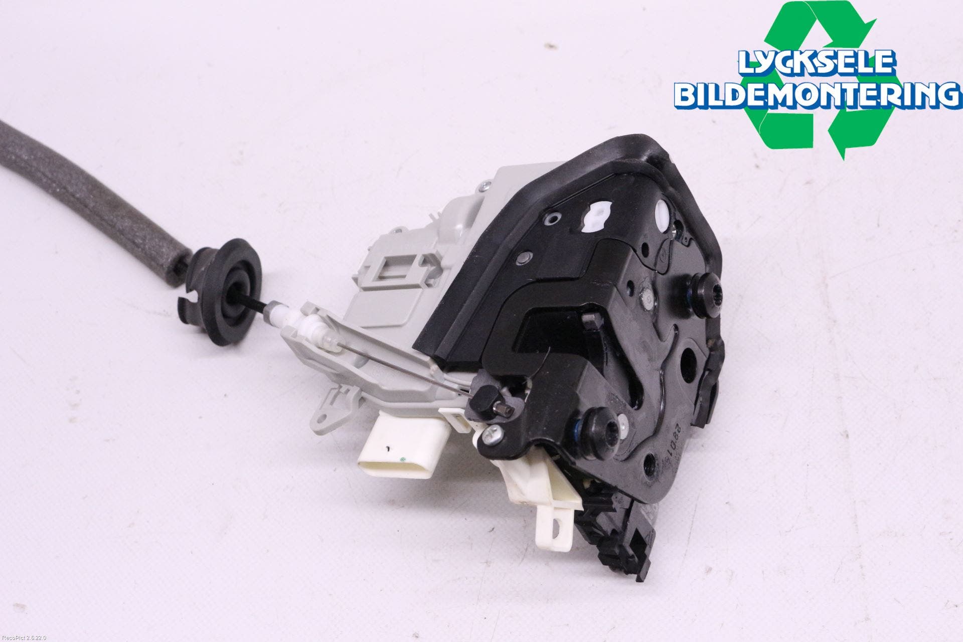 Audi A6 ALLROAD 12-18 Låskista-Dörrlås