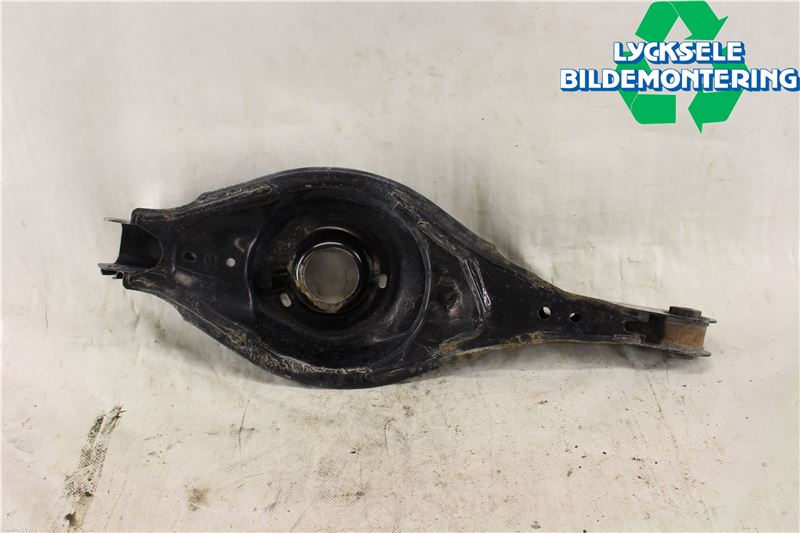 Mazda 3 III 14-19 Bärarm Bak Höger