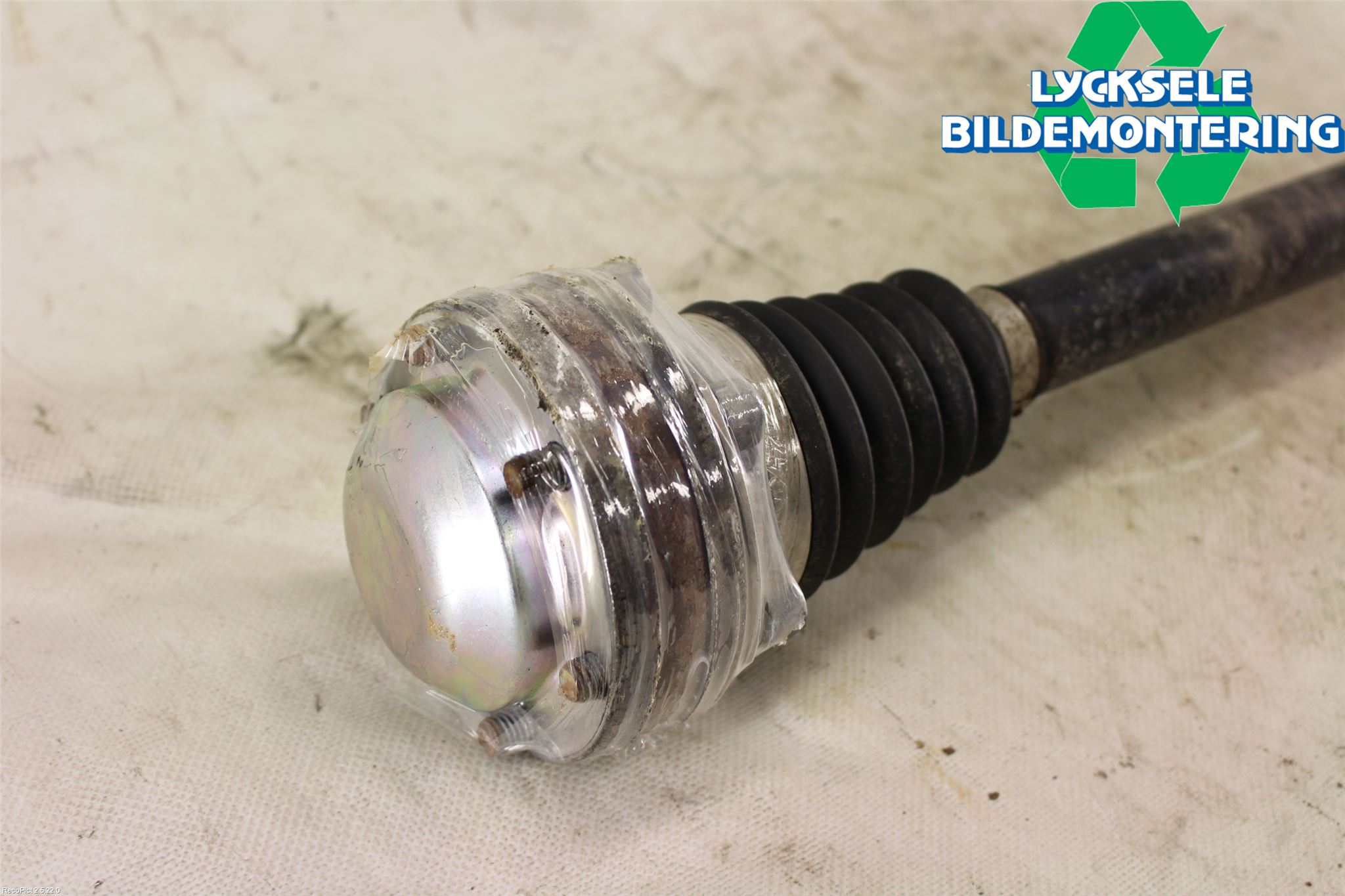 Audi A6 ALLROAD 12-18 Drivaxel Bak Höger