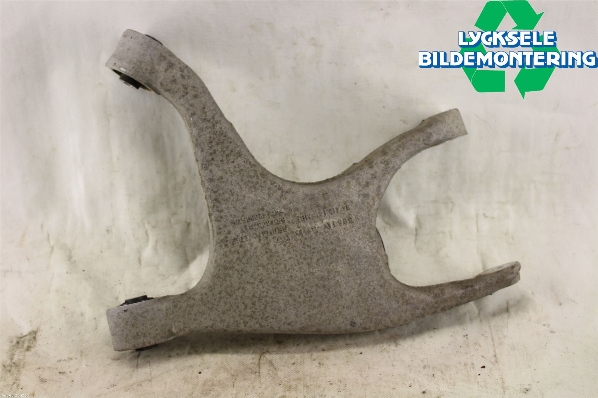 Audi A6 ALLROAD 12-18 Bärarm Bak Vänster