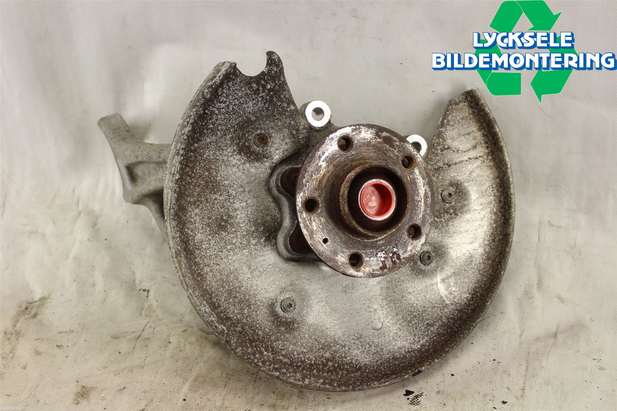 Audi A6 ALLROAD 12-18 Hjullagerhus Bak Vä