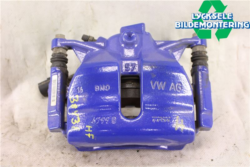 Volkswagen VW PASSAT 15-19 Bromsok Fram Höger