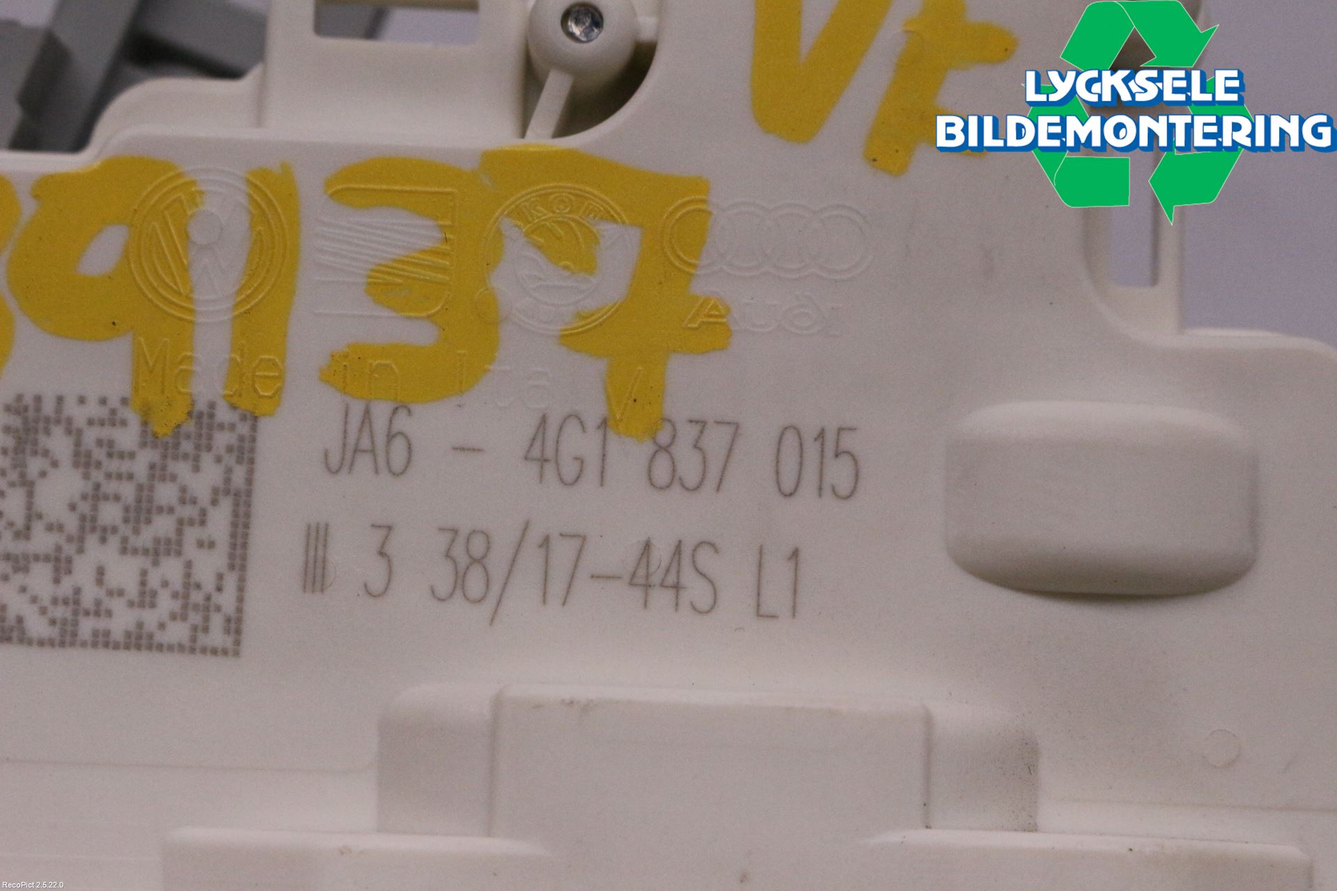 Audi A6 ALLROAD 12-18 Låskista-Dörrlås