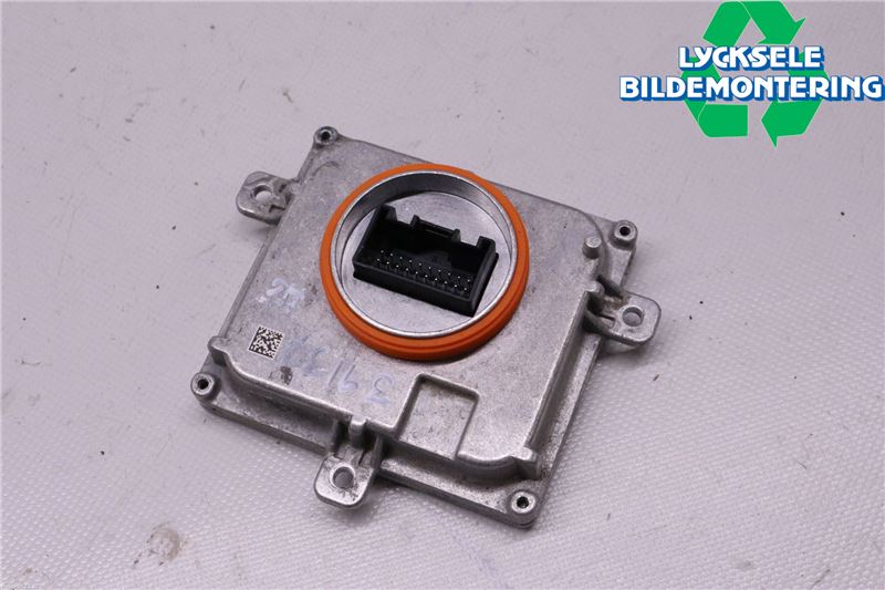 Audi A6 ALLROAD 12-18 Styrenhet Strålkastare