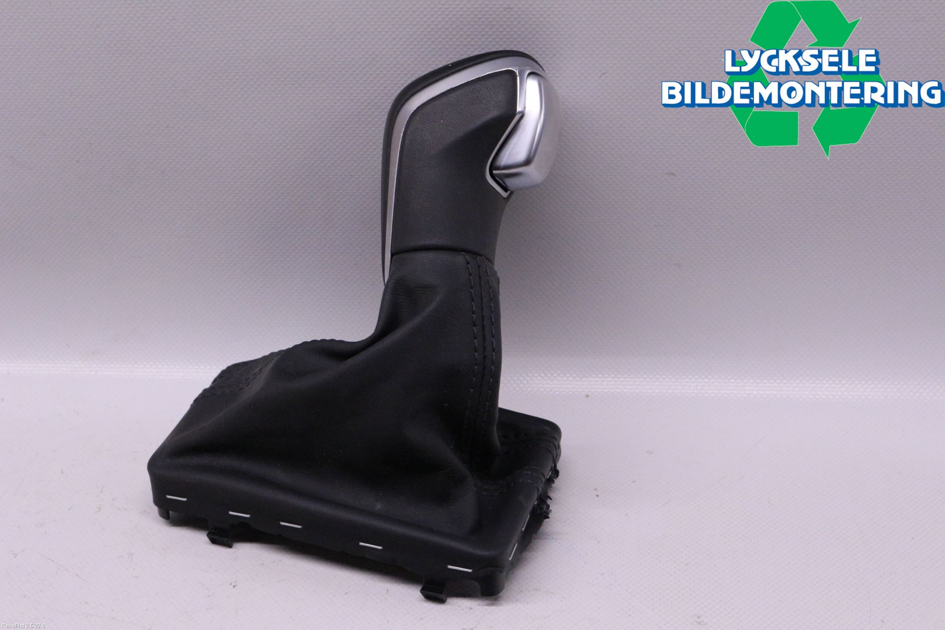 Audi A6 ALLROAD 12-18 Växelspaksdamask