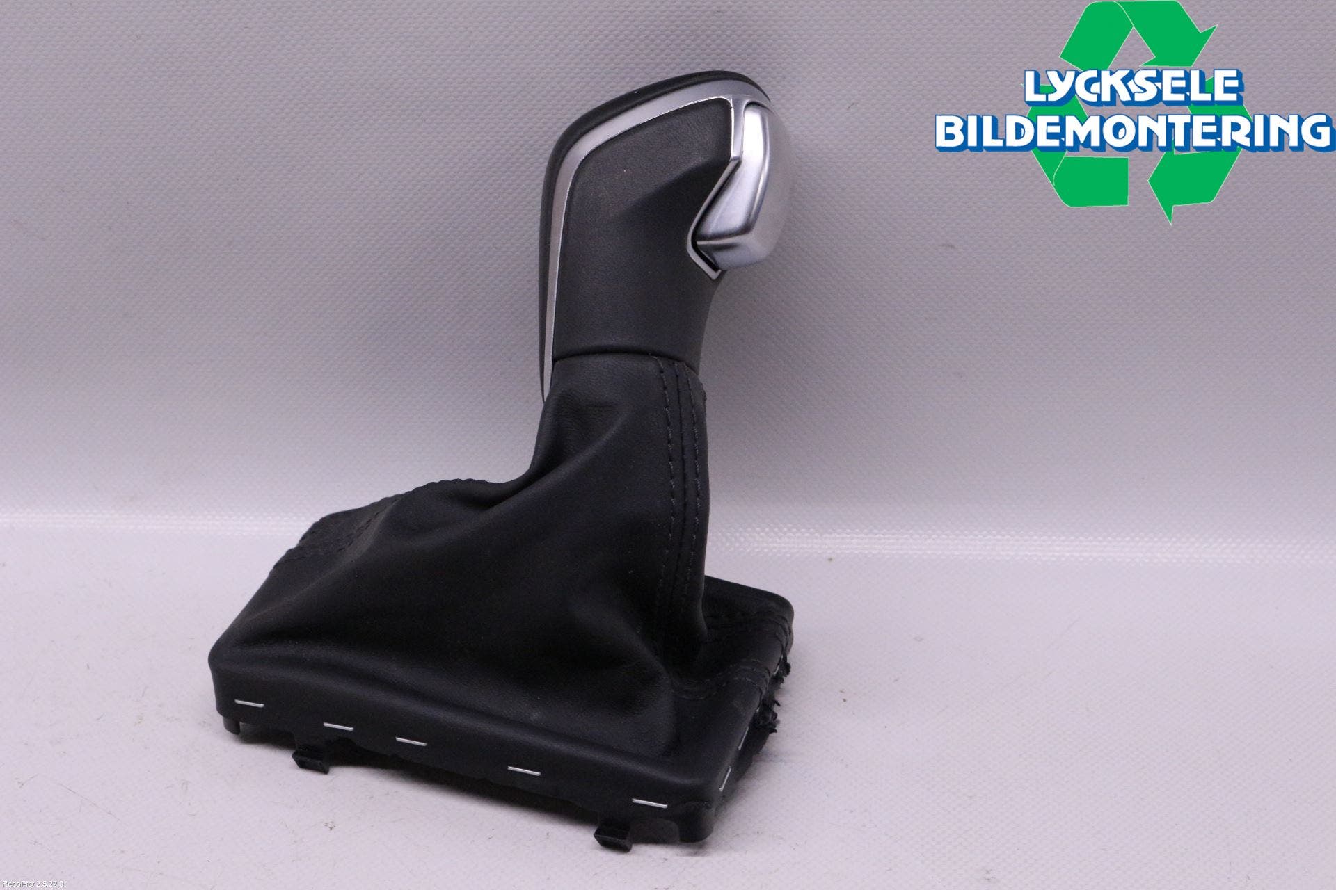 Audi A6 ALLROAD 12-18 Växelspaksdamask