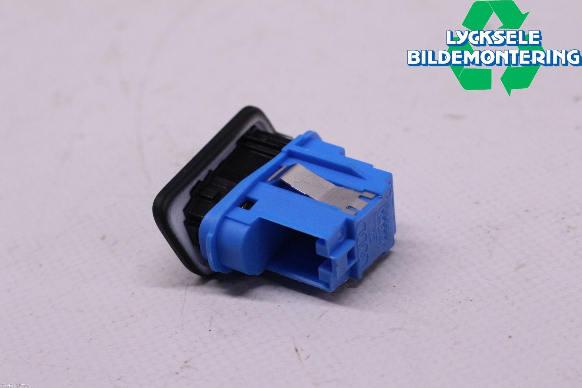 Audi A6 ALLROAD 12-18 Strömställare Spegel