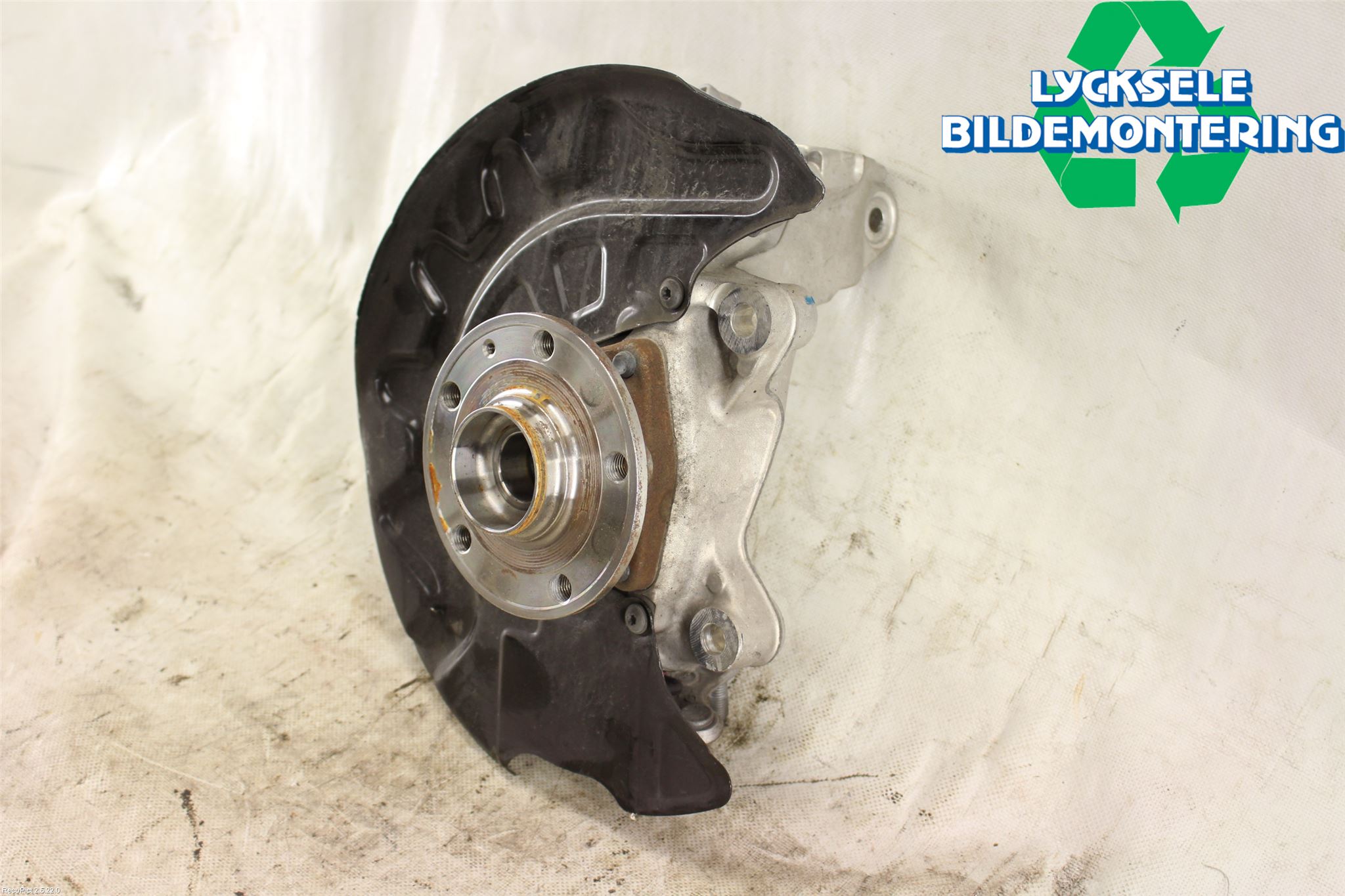 Volkswagen VW TIGUAN 16-24 Styrspindel Lagerhus Hö