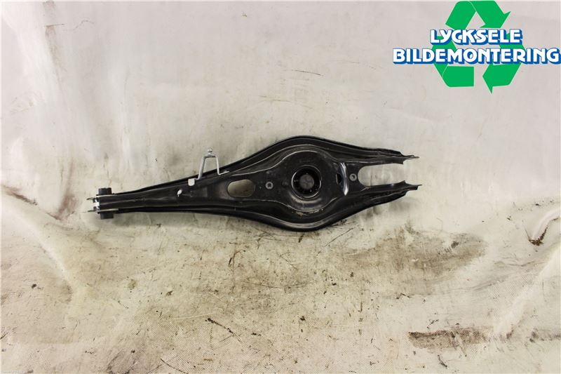 Volkswagen VW TIGUAN 16-24 Bärarm Bak Höger