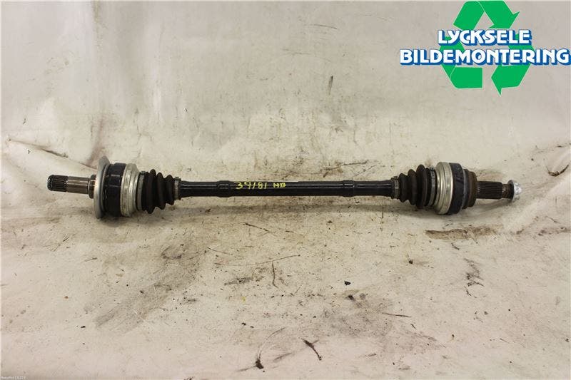 BMW X3 F25 10-17 Drivaxel Bak Höger