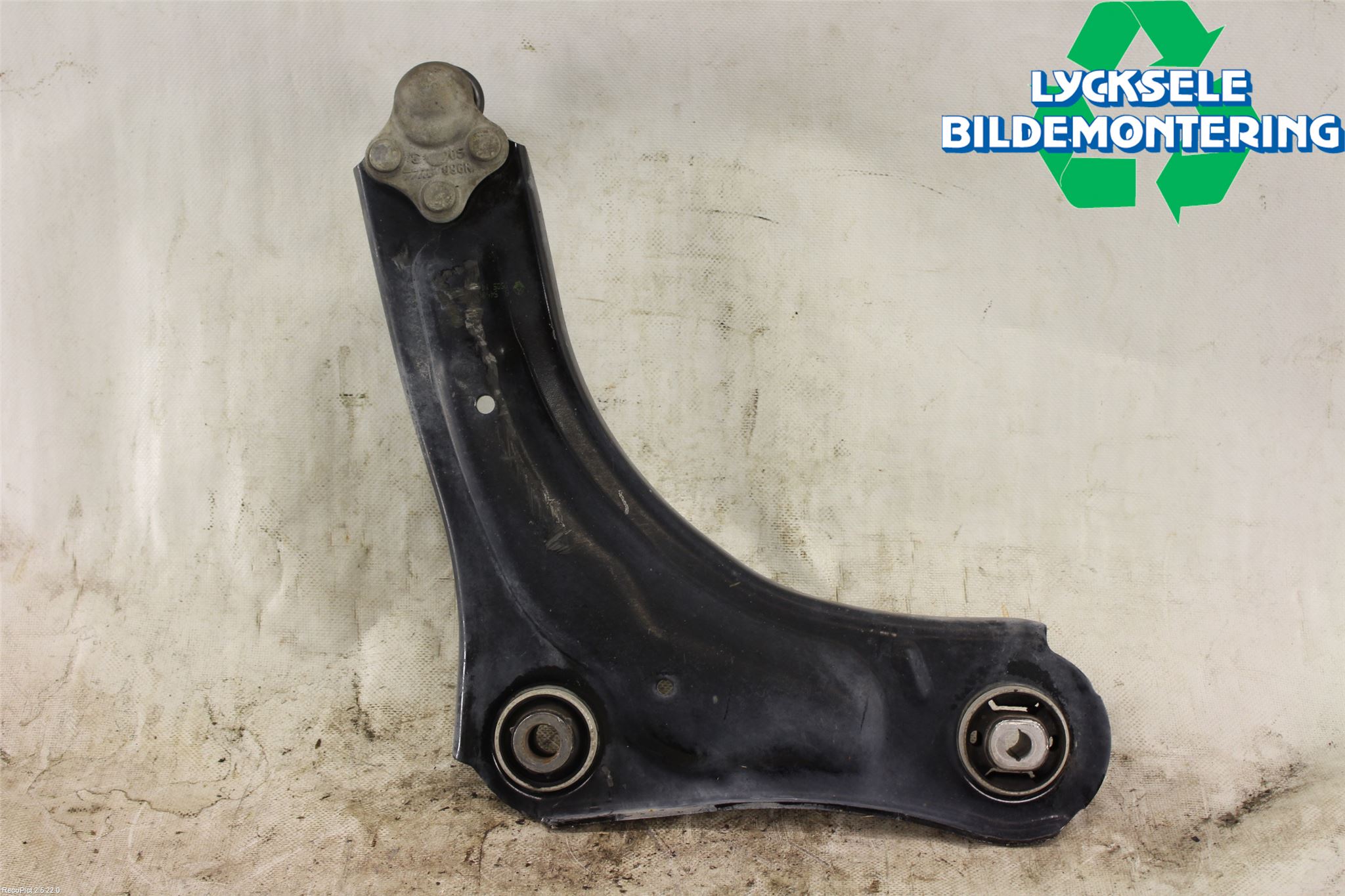 Renault MEGANE III 09-15 Bärarm Fram Undre Vä