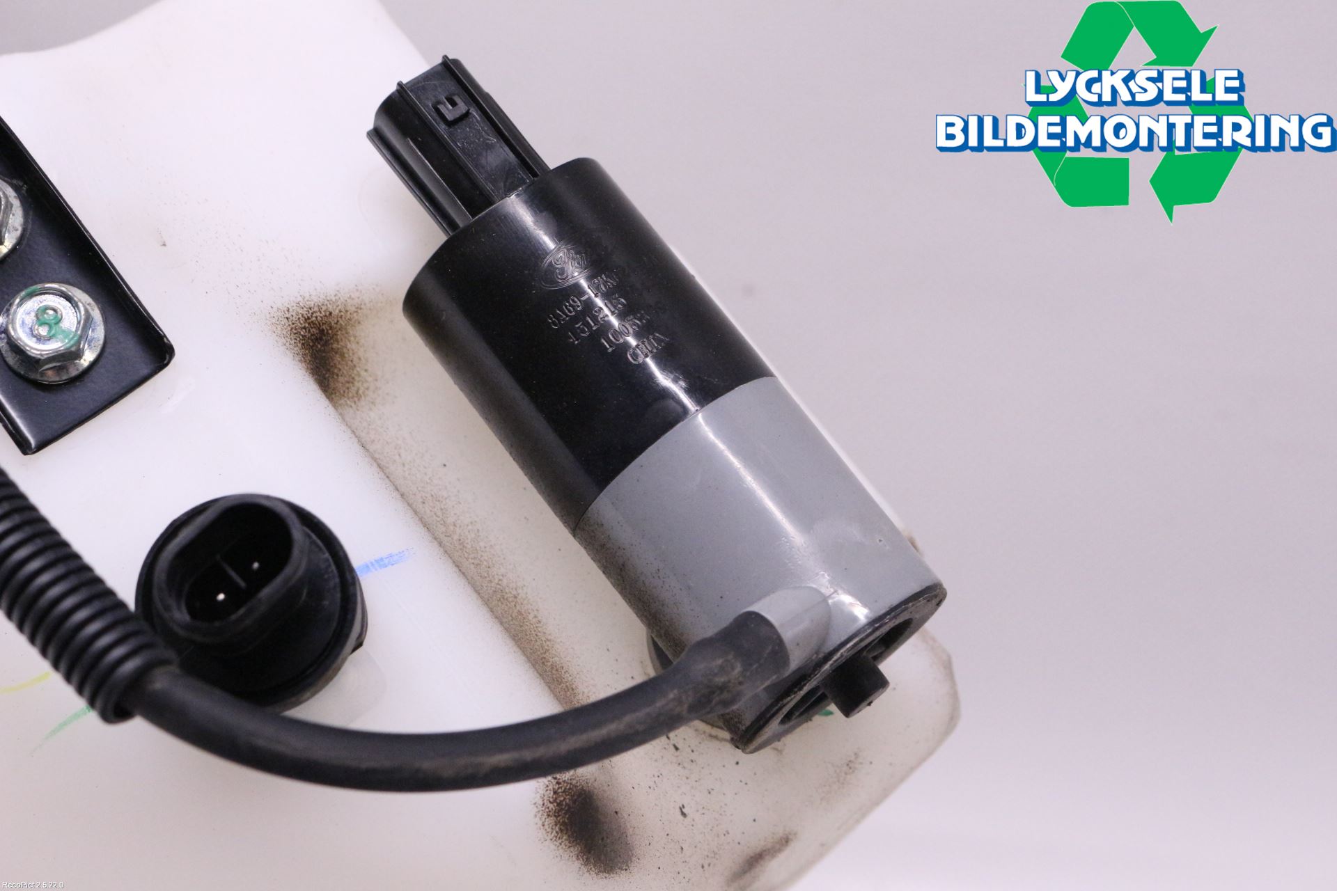 Ford RANGER EU 12-23 Spolartank Vindruta