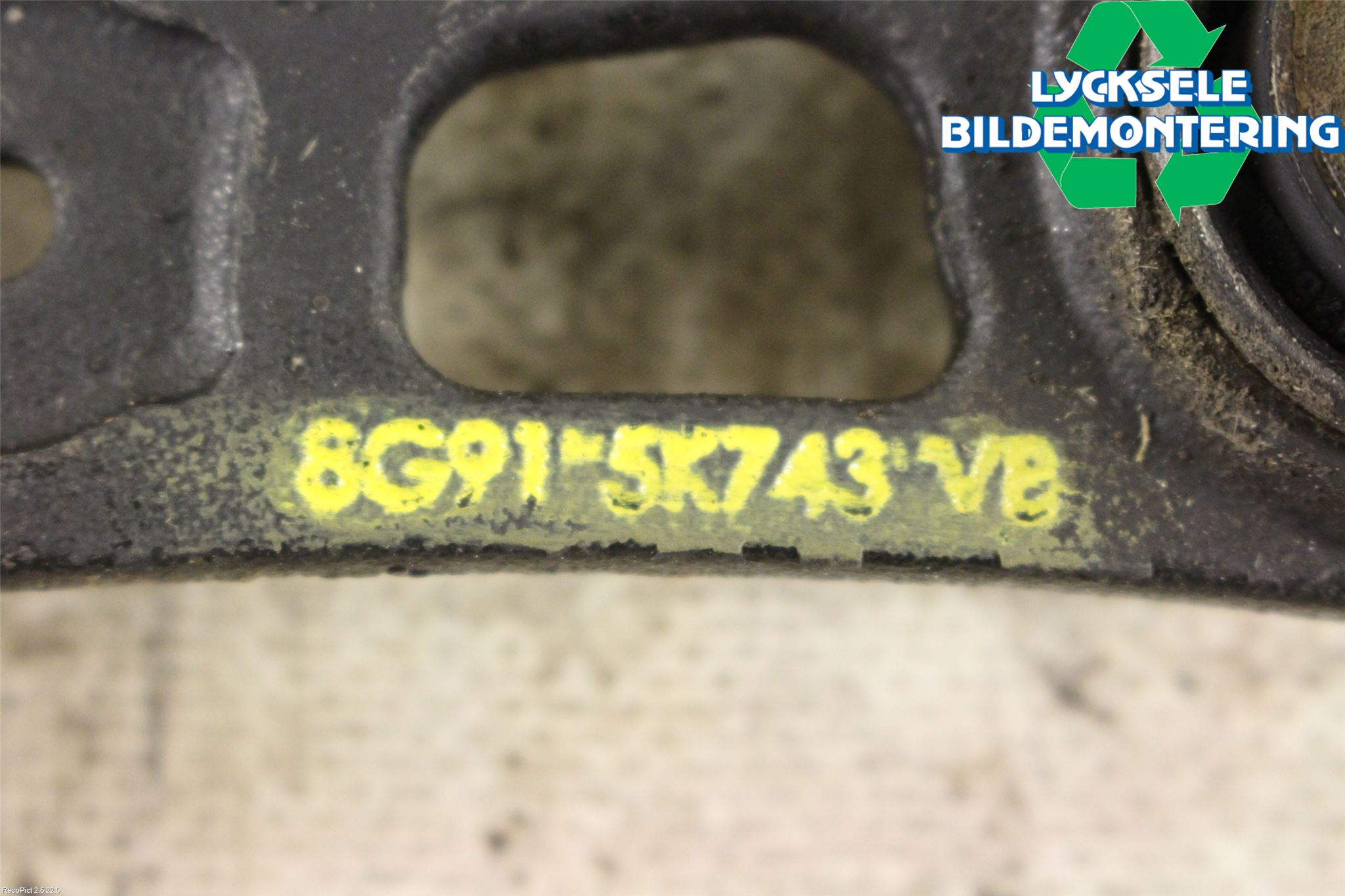 Volvo XC60 09-13 Bärarm Bak Vänster