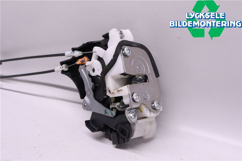 Mitsubishi L200 06-15 Låskista-Dörrlås