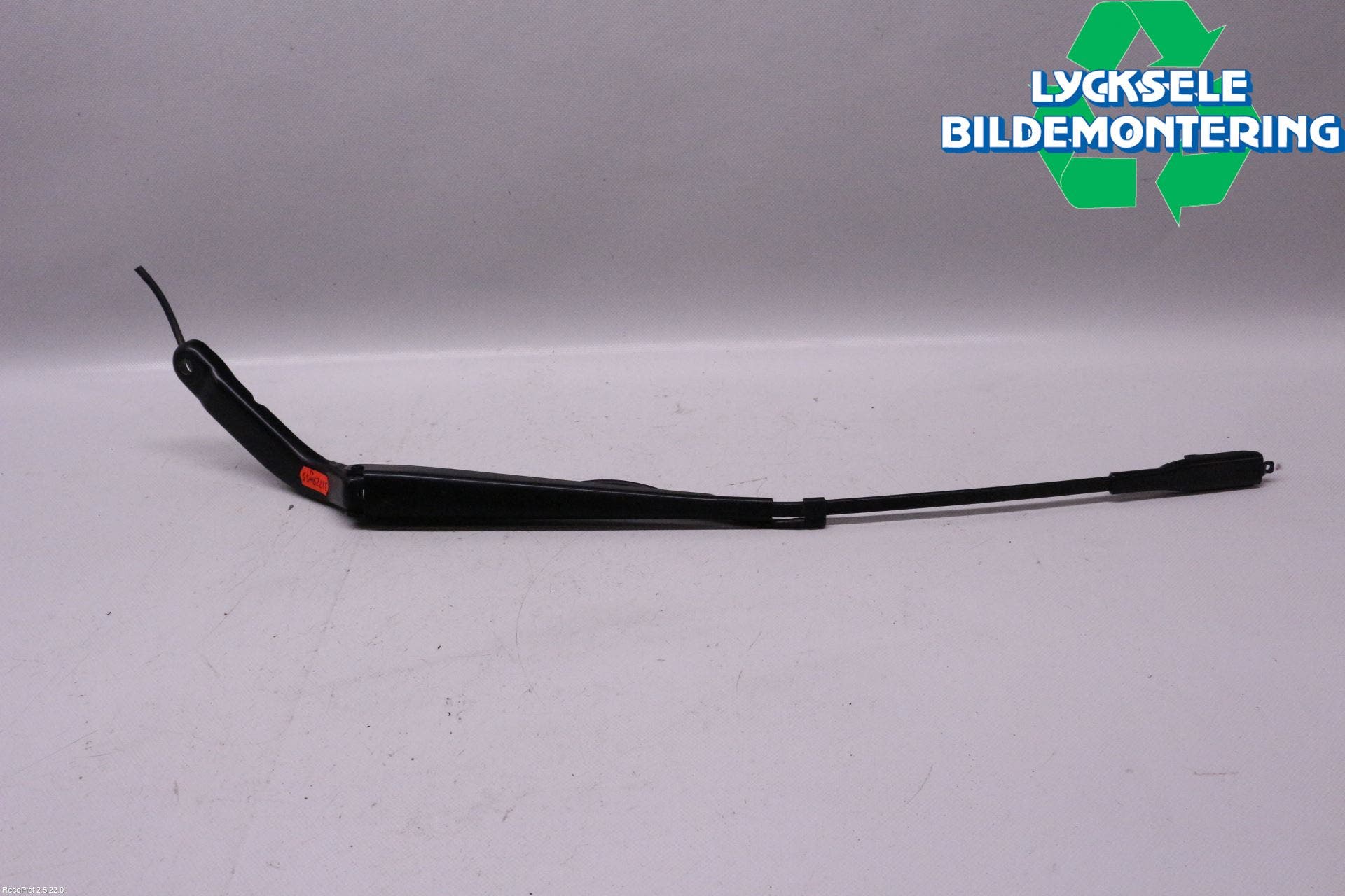 Mercedes-Benz MB SPRINTER (W906) 06-18 Torkararm Armar Vindruta