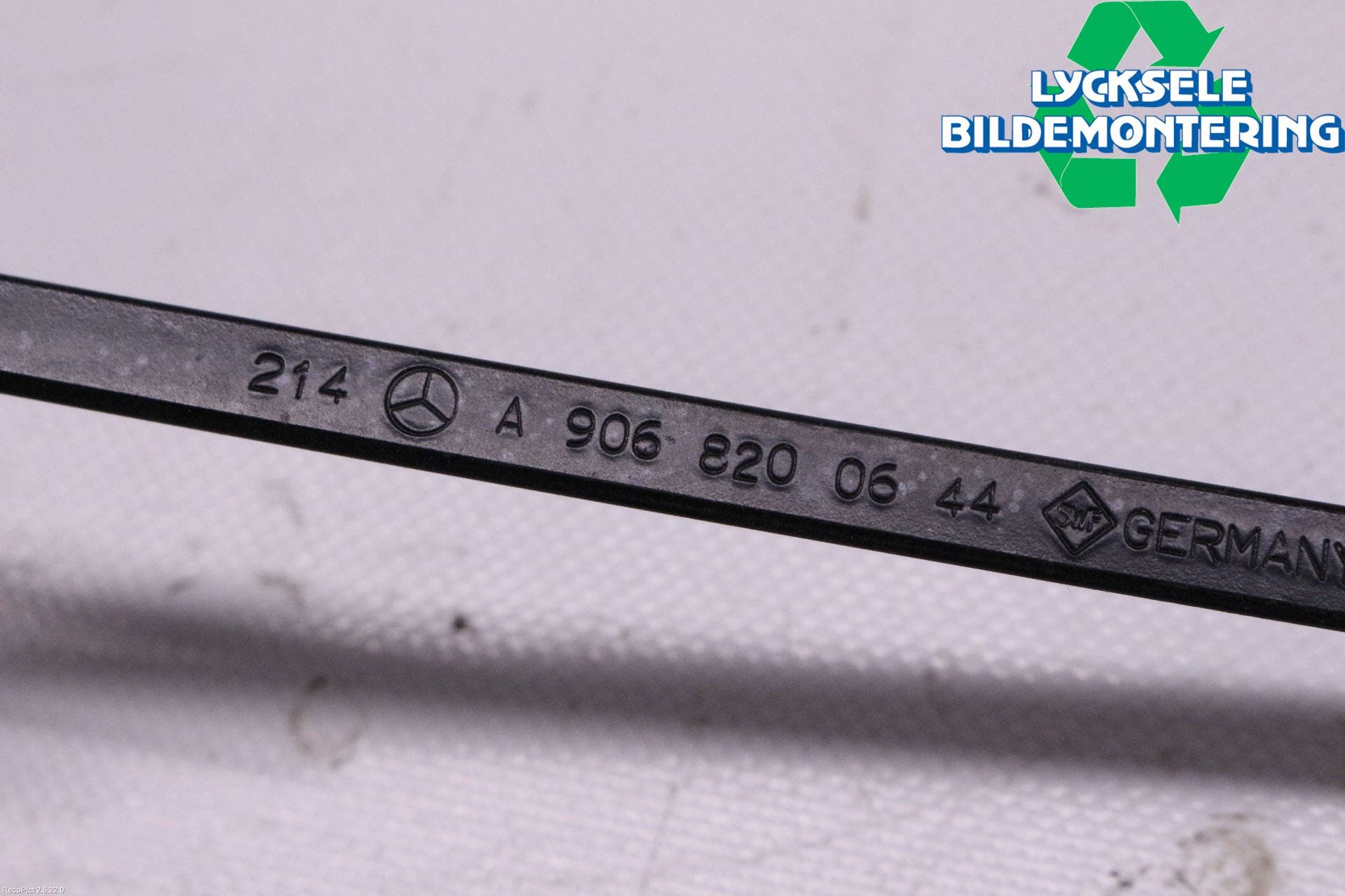 Mercedes-Benz MB SPRINTER (W906) 06-18 Torkararm Armar Vindruta