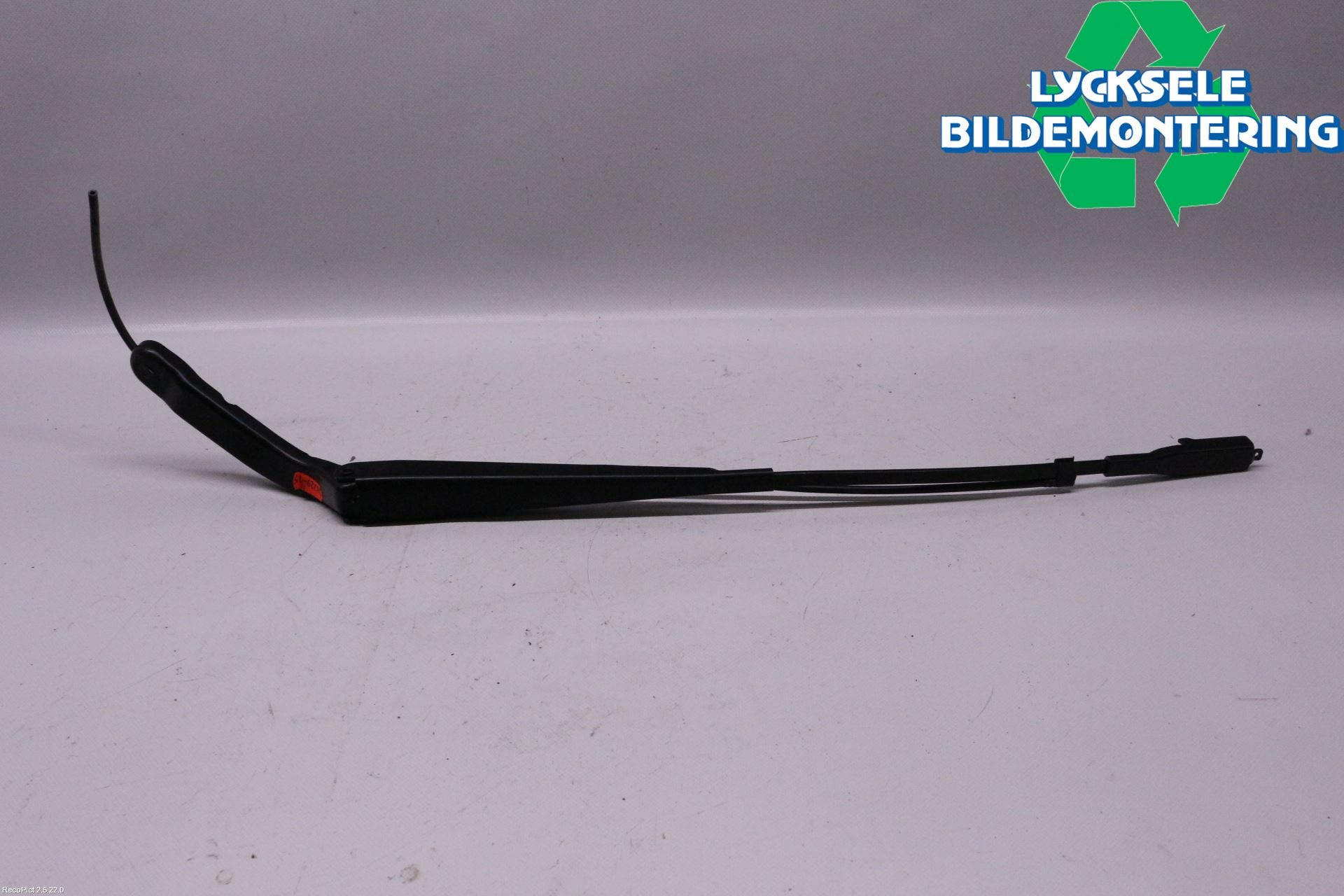 Mercedes-Benz MB SPRINTER (W906) 06-18 Torkararm Armar Vindruta