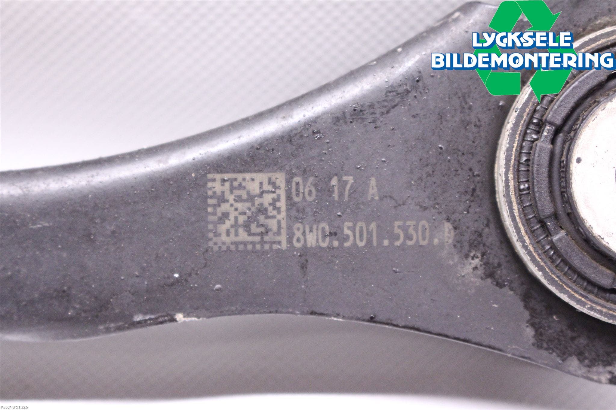 Audi A4/S4 B9 16-19 Bärarm Bak Höger