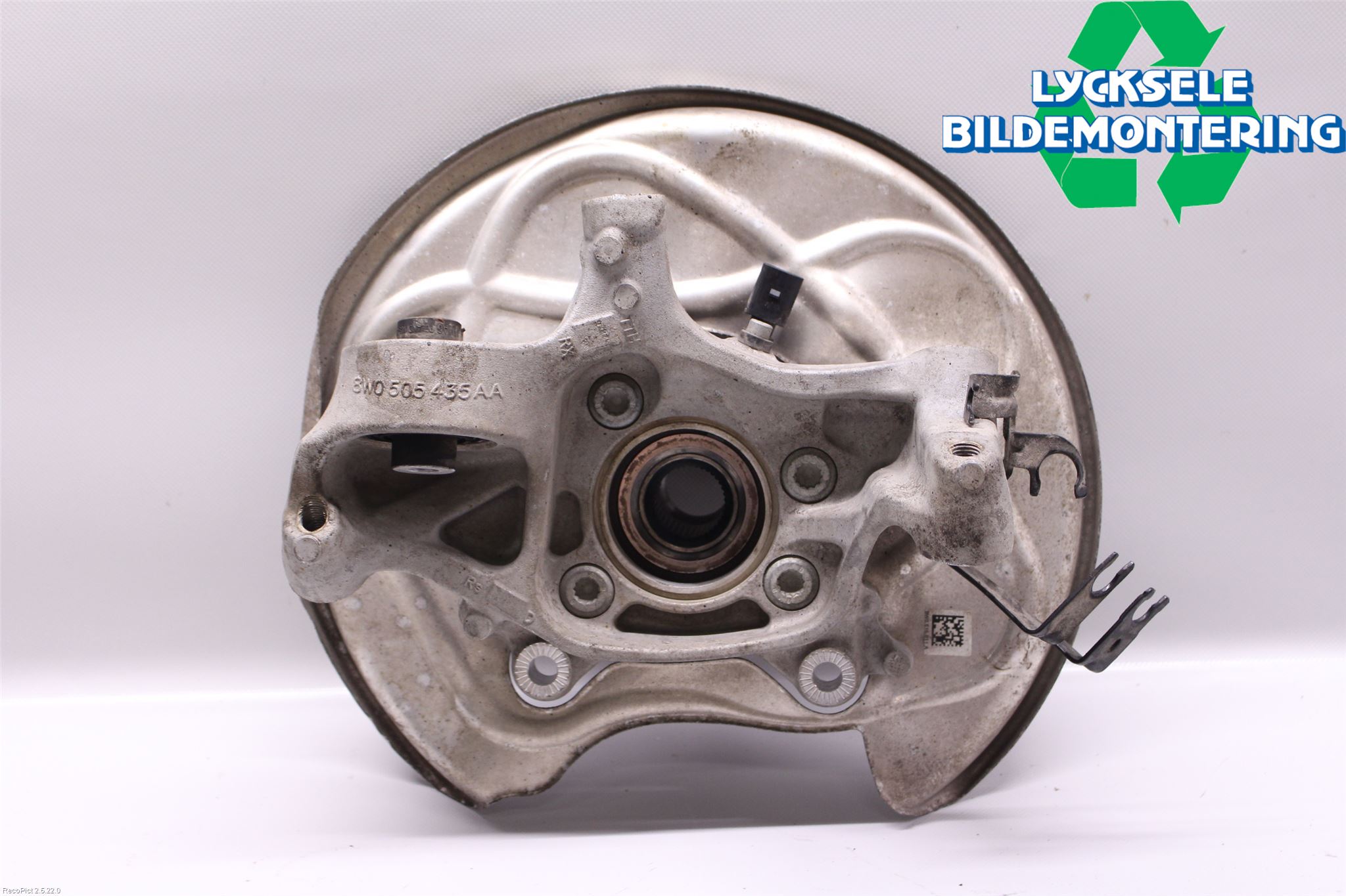 Audi A4/S4 B9 16-19 Hjullagerhus Bak Vä