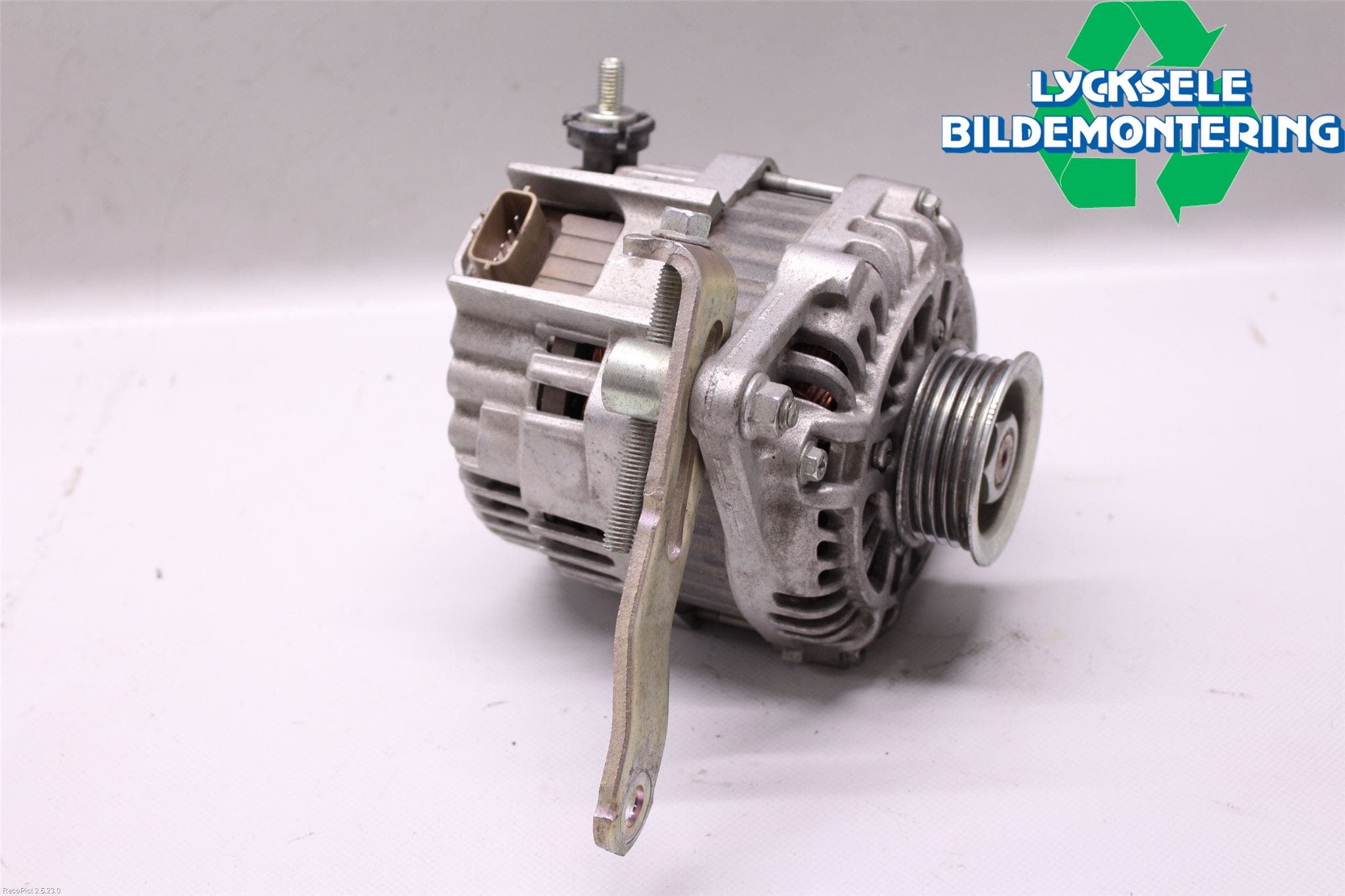 Mitsubishi ASX 10-22 Generator