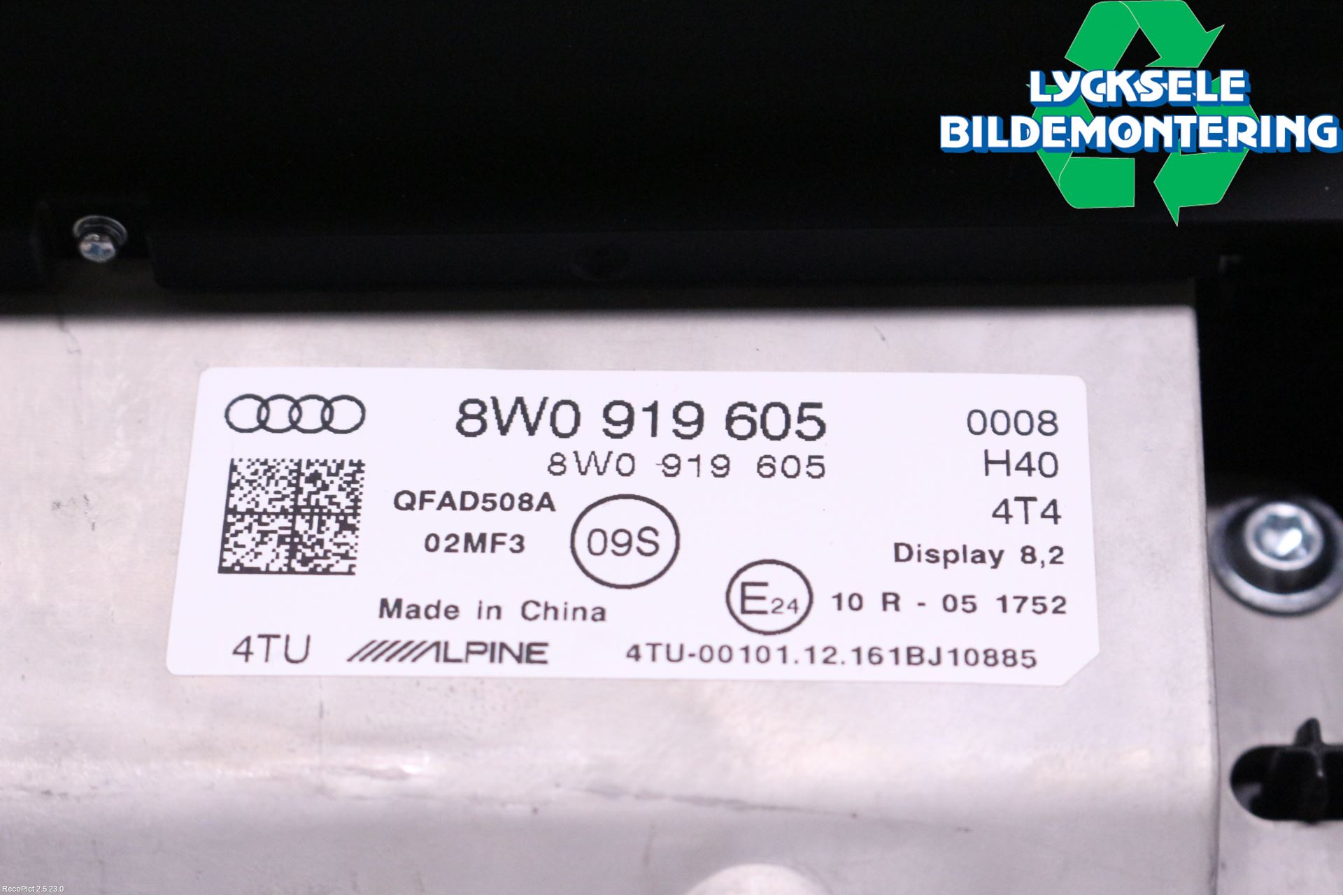 Audi A4/S4 B9 16-19 Bildskärm