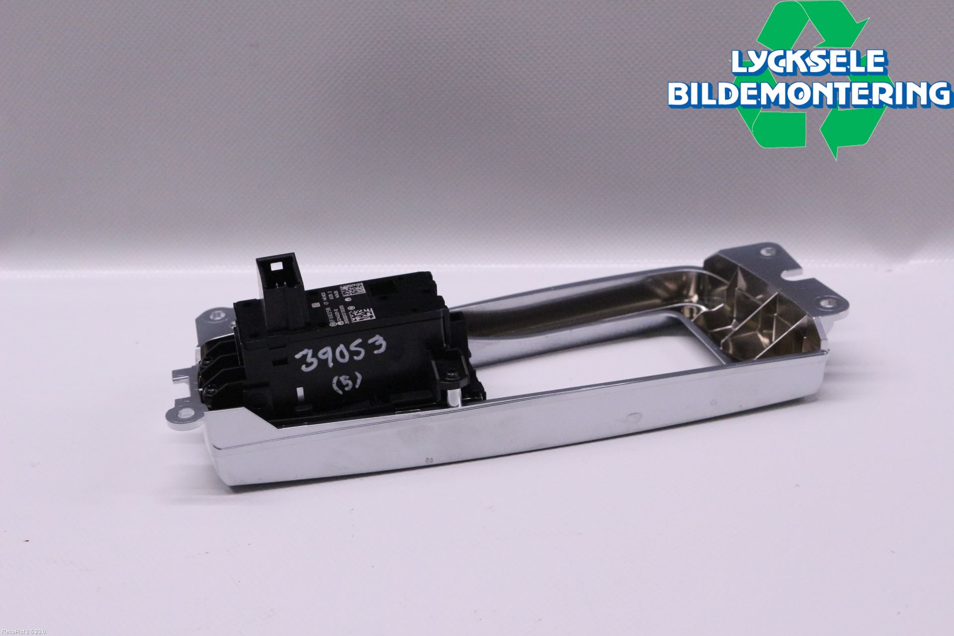 BMW 5 F10/F11/F18 09-17 Strömställare Parkeringsbroms