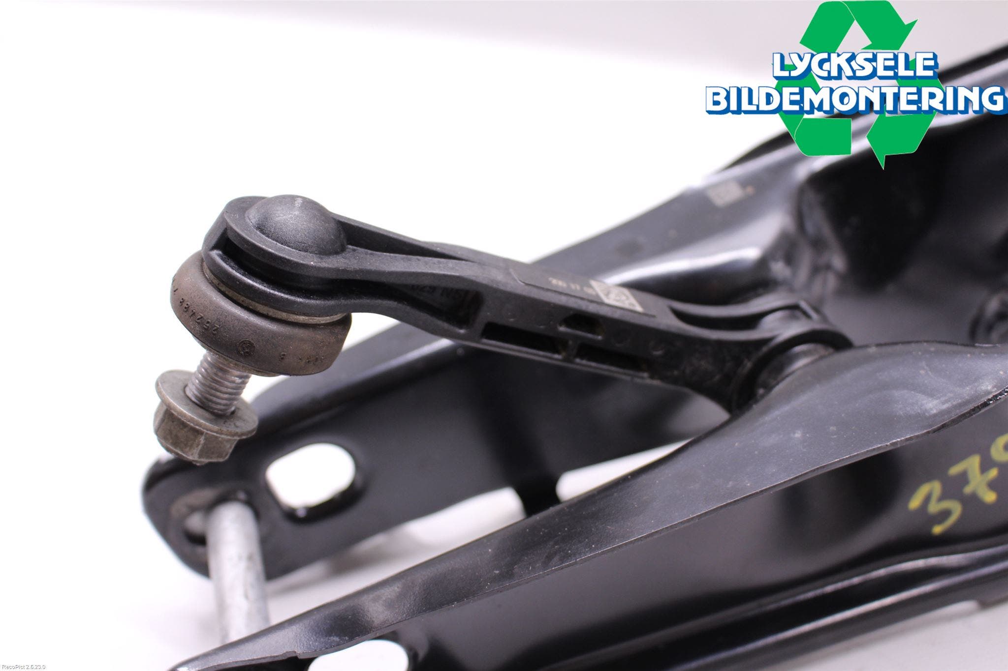 BMW 5 G30/G31/F90 17-23 Bärarm Bak Höger