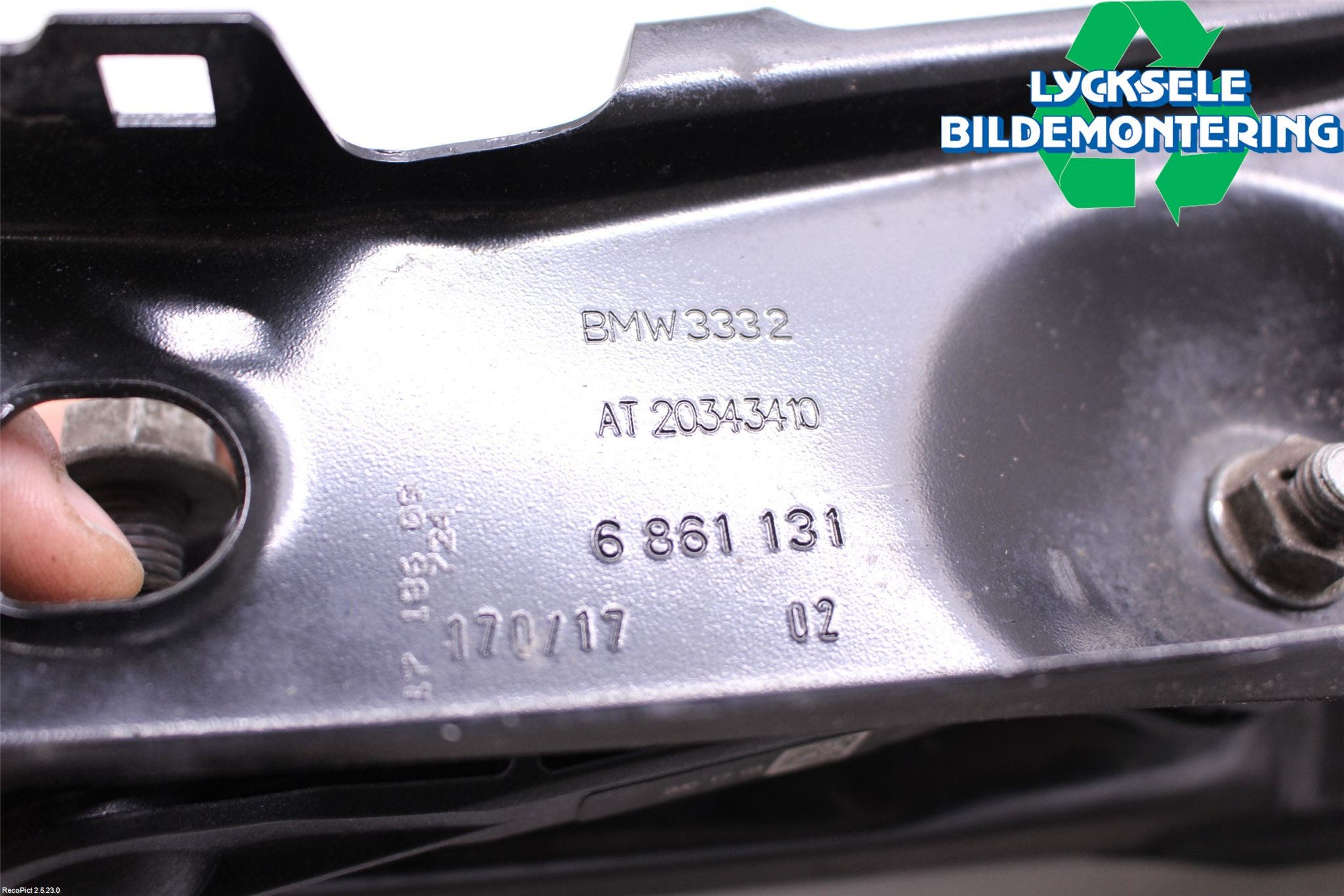 BMW 5 G30/G31/F90 17-23 Bärarm Bak Höger