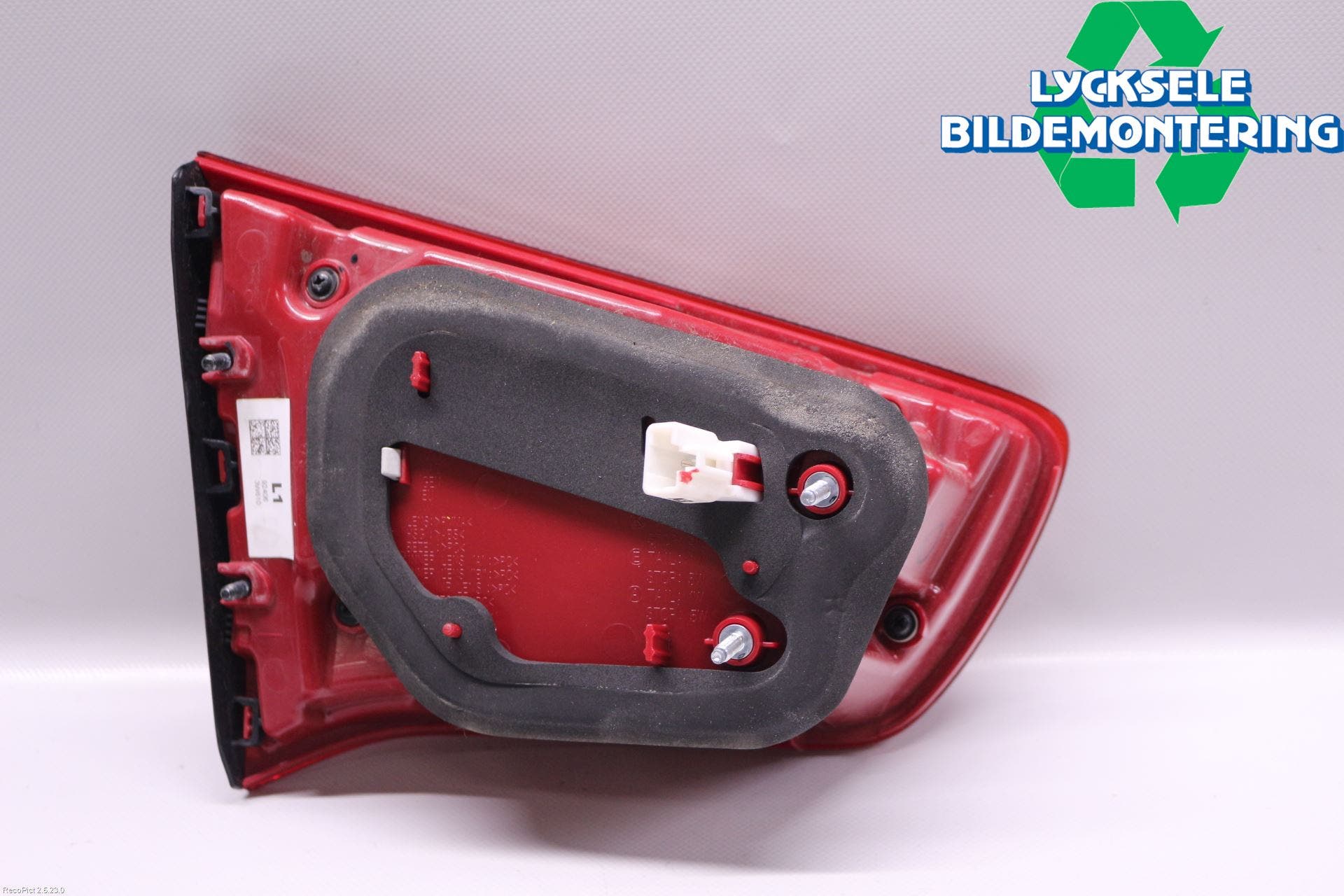 Kia SPORTAGE (SL) 11-15 Bakljus Lucka Hö