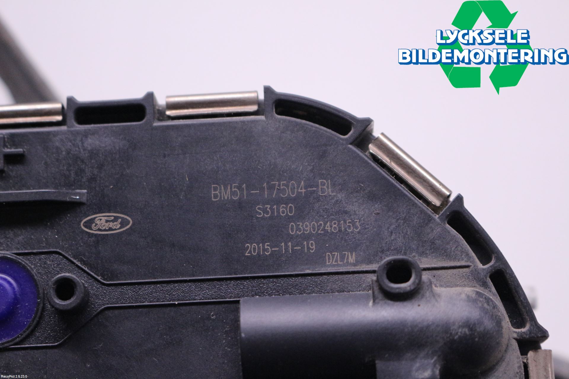 Ford FOCUS 15-18 Torkarmotor Vindruta