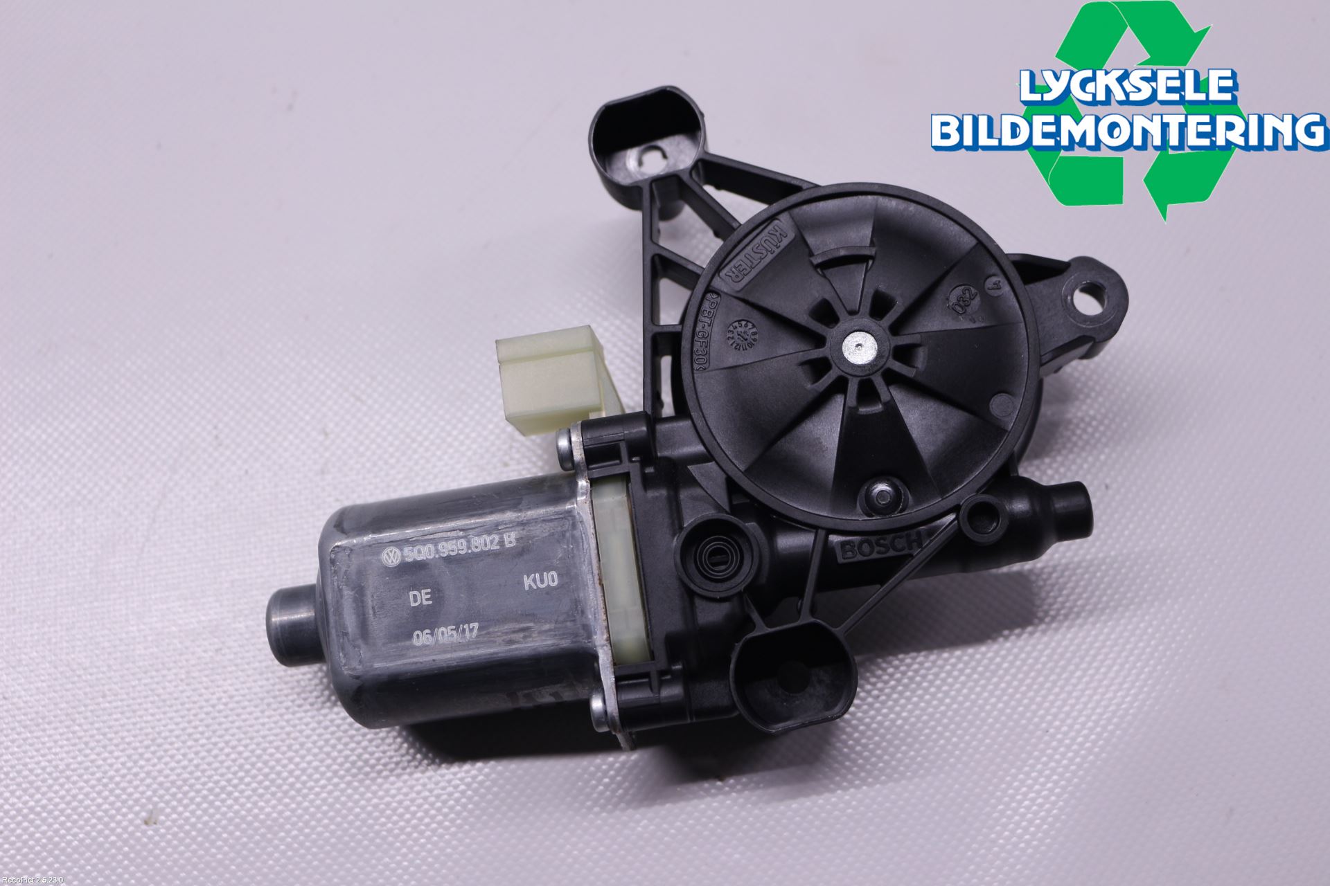 Skoda SUPERB 16-24 Fönsterhissmotor