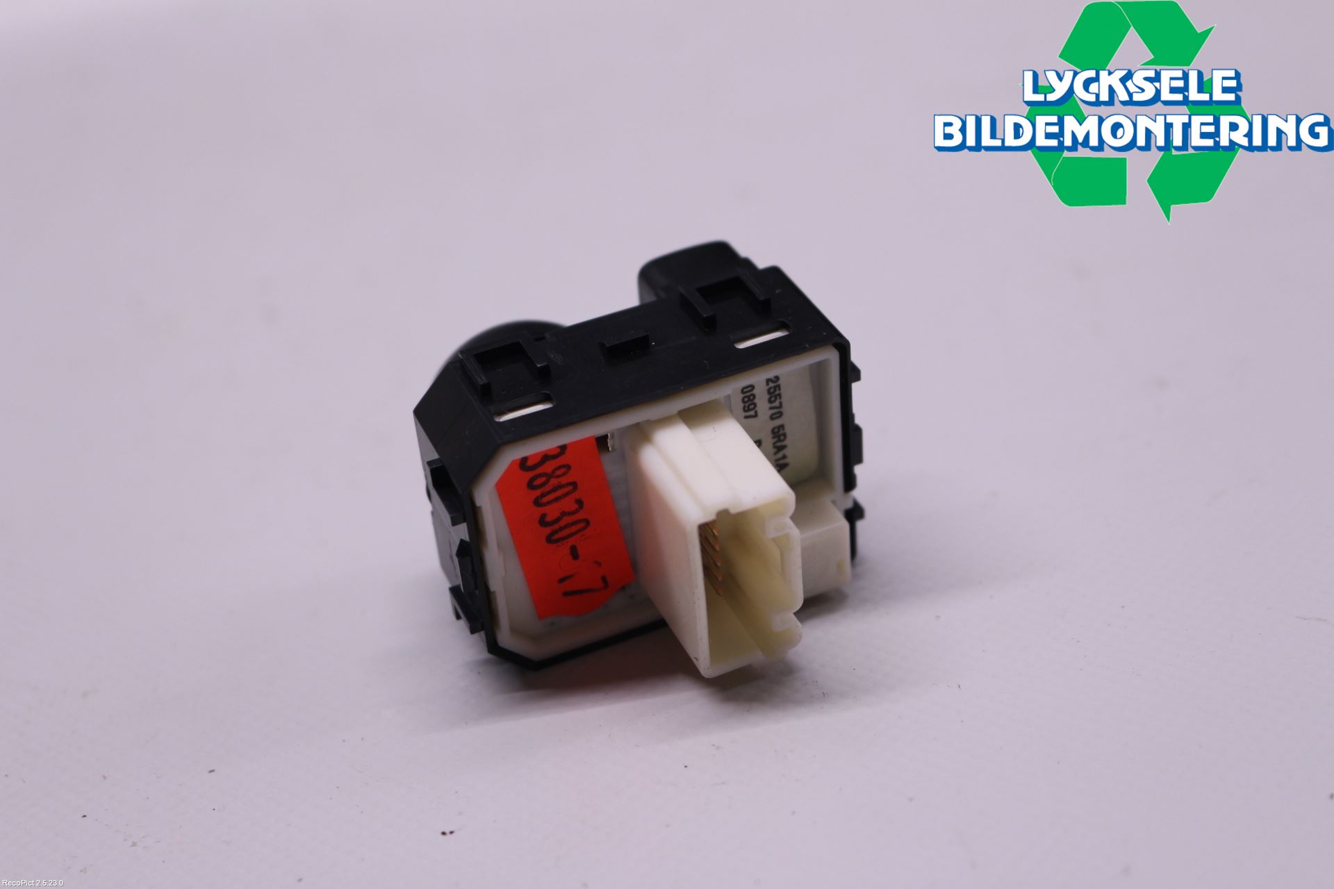 Nissan MICRA 17- Strömställare Spegel