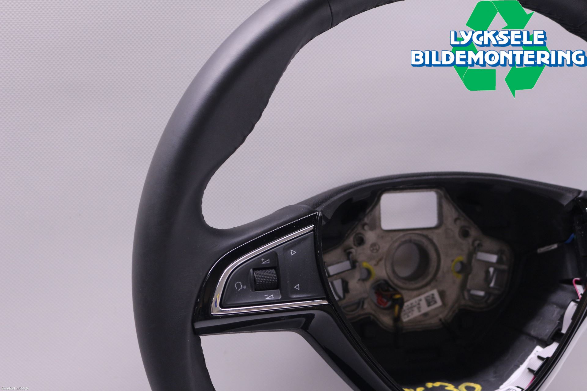 Skoda KODIAQ 17-24 Ratt