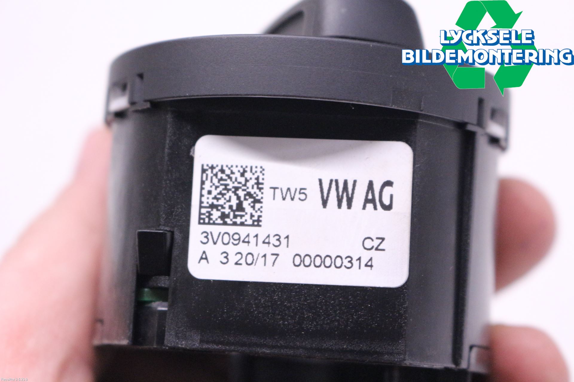 Skoda SUPERB 16-24 Strömställare Ljus