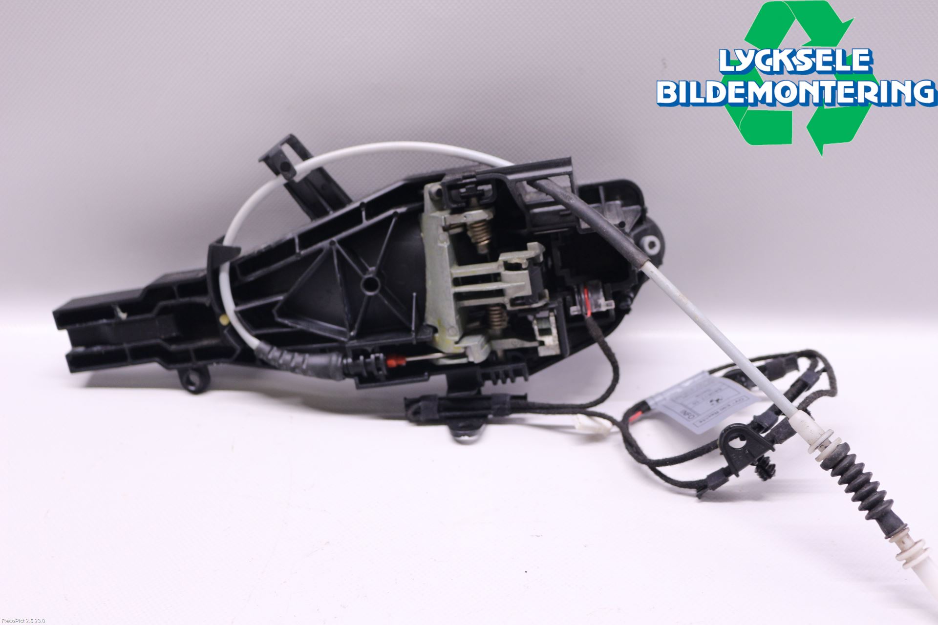 BMW 3 E90/91 SED/TOU 05-12 Dörrhandtag Yttre Hö