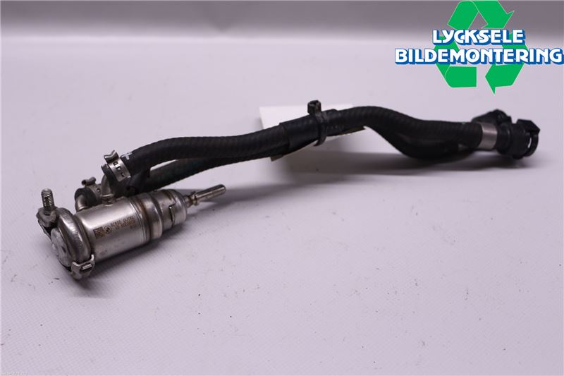 BMW 5 G30/G31/F90 17-23 Injspridare