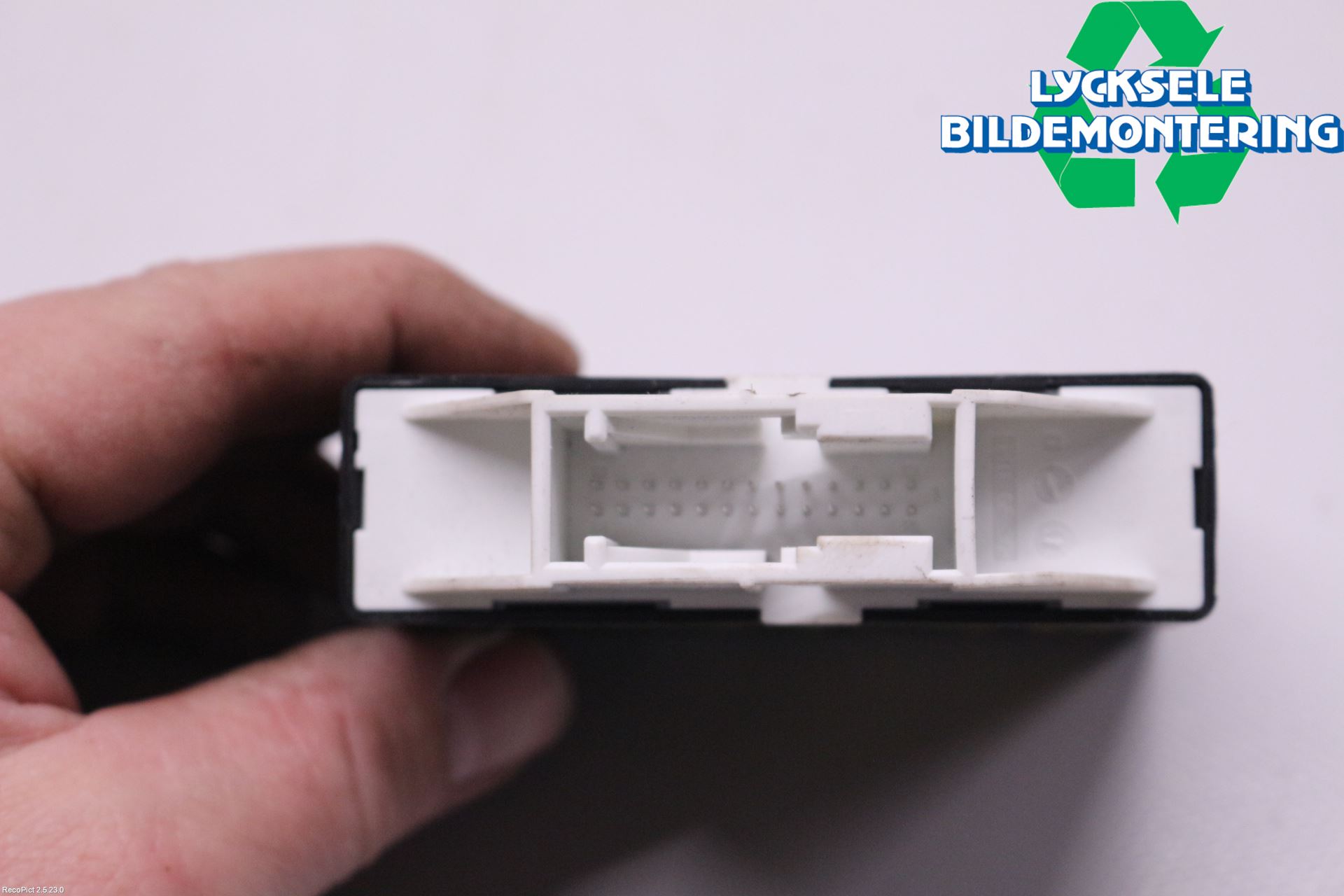 BMW 5 G30/G31/F90 17-23 Styrenhet Parkeringshjälp