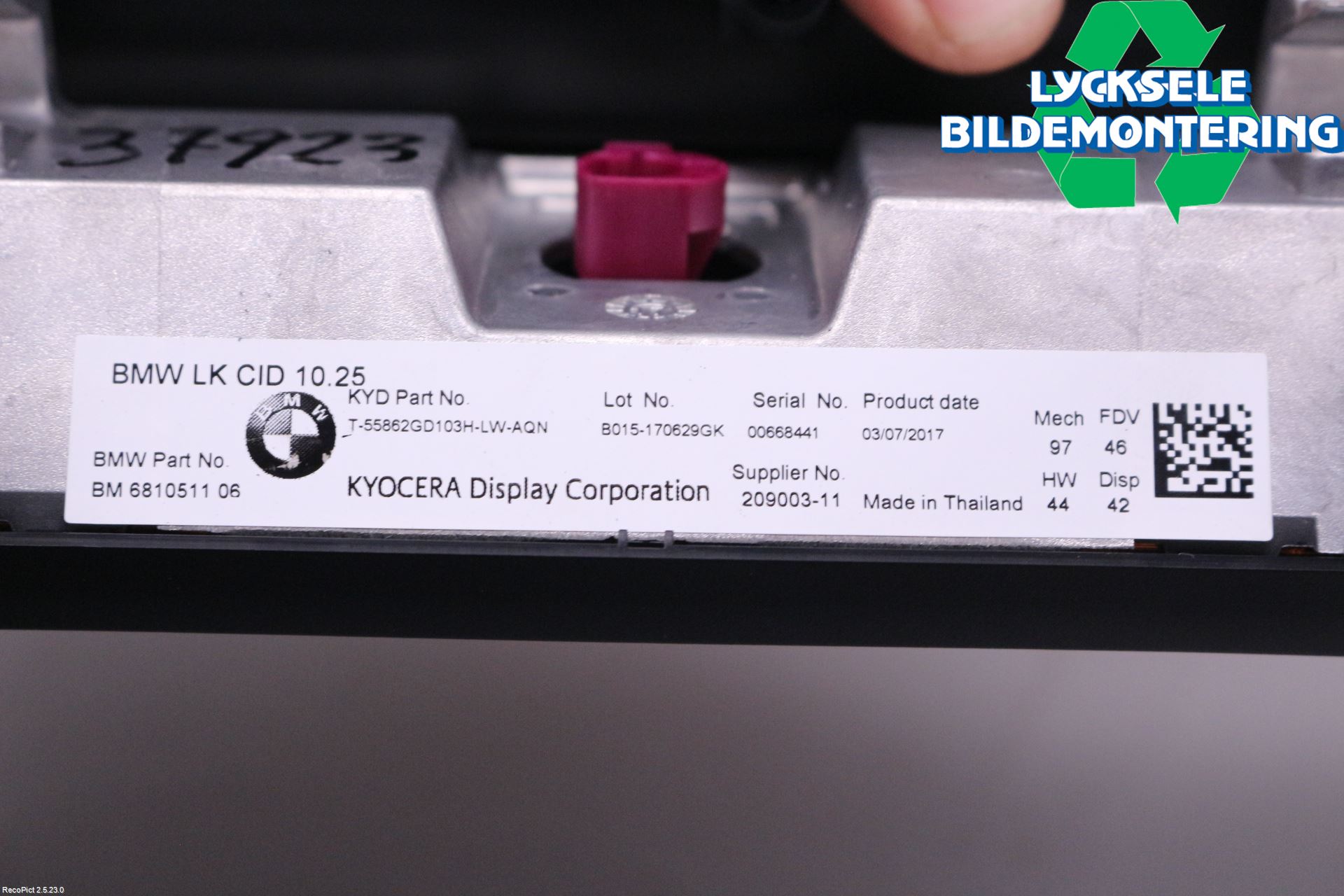BMW 5 G30/G31/F90 17-23 Bildskärm