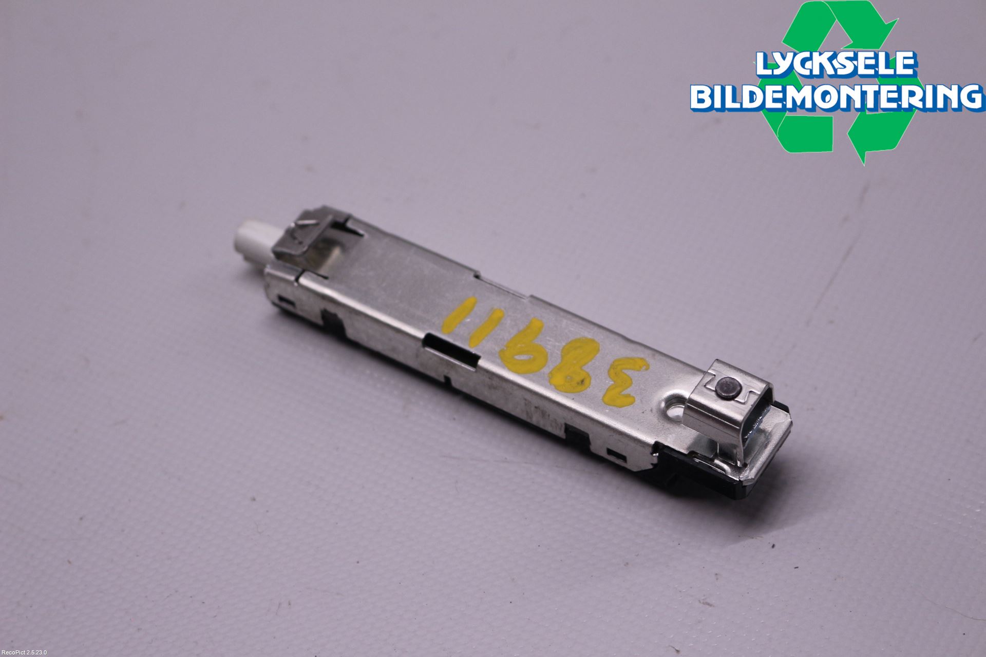 Audi A3/S3 8V 13-20 Antennförstärkare