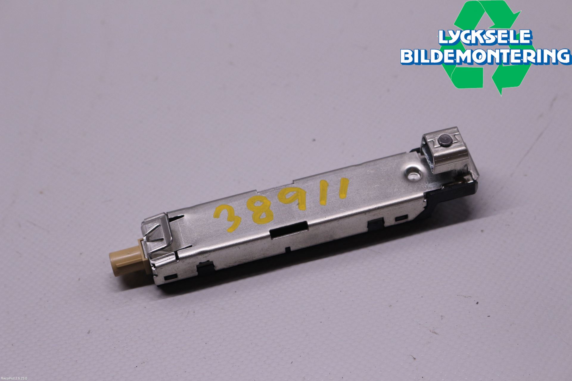 Audi A3/S3 8V 13-20 Antennförstärkare