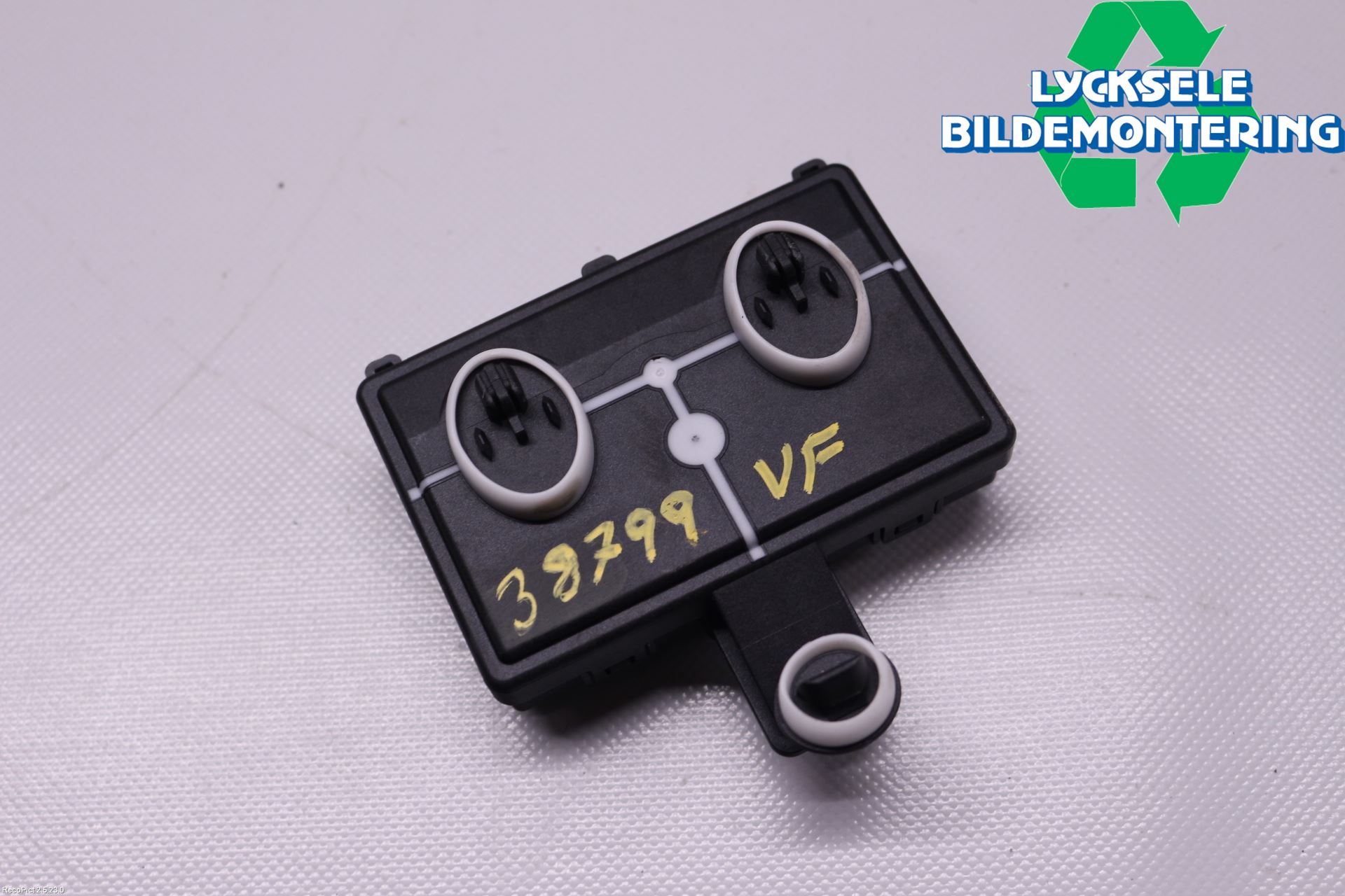 Audi A4/S4 B9 16-19 Styrenhet Dörr