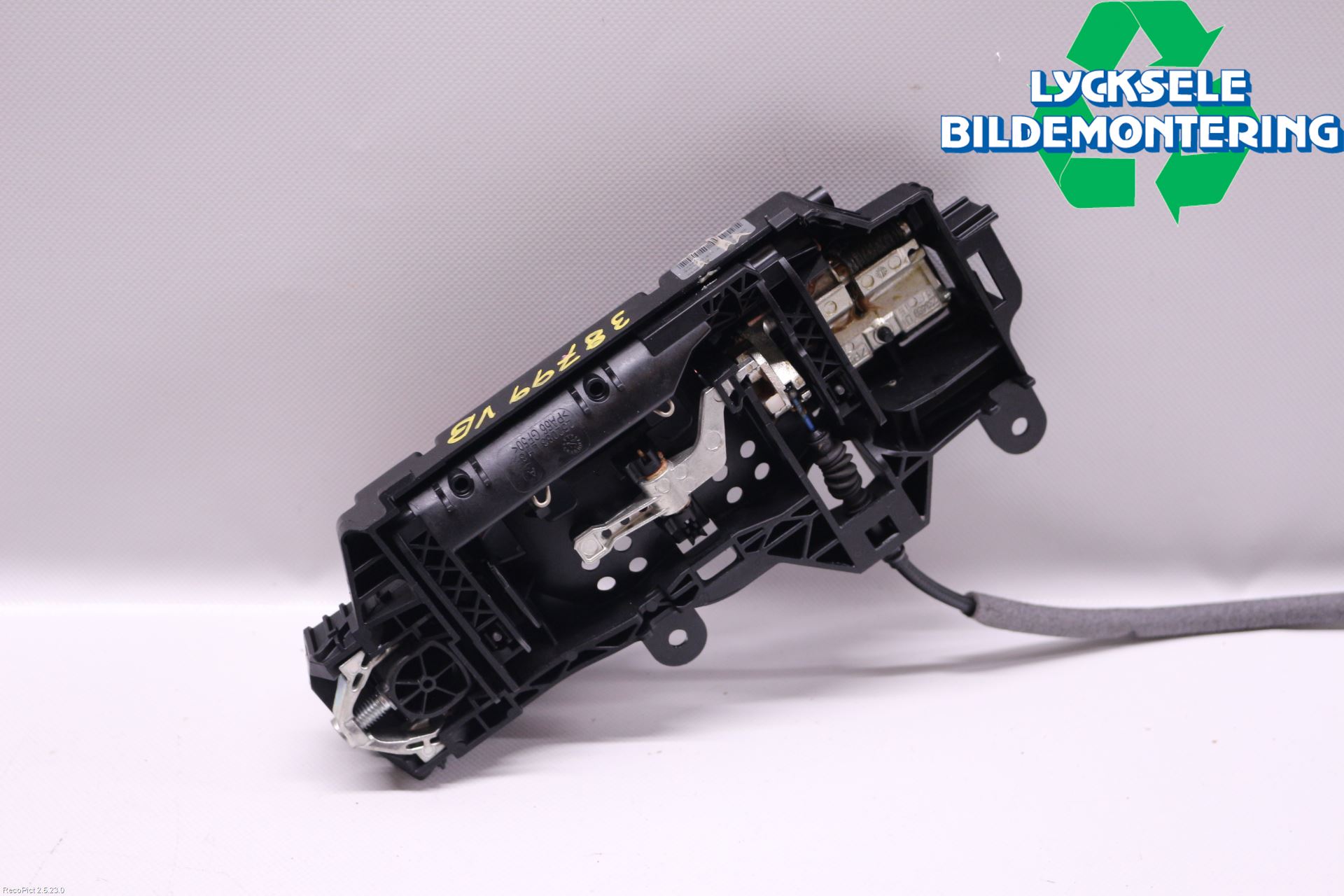 Audi A4/S4 B9 16-19 Dörrhandtag Yttre Vä